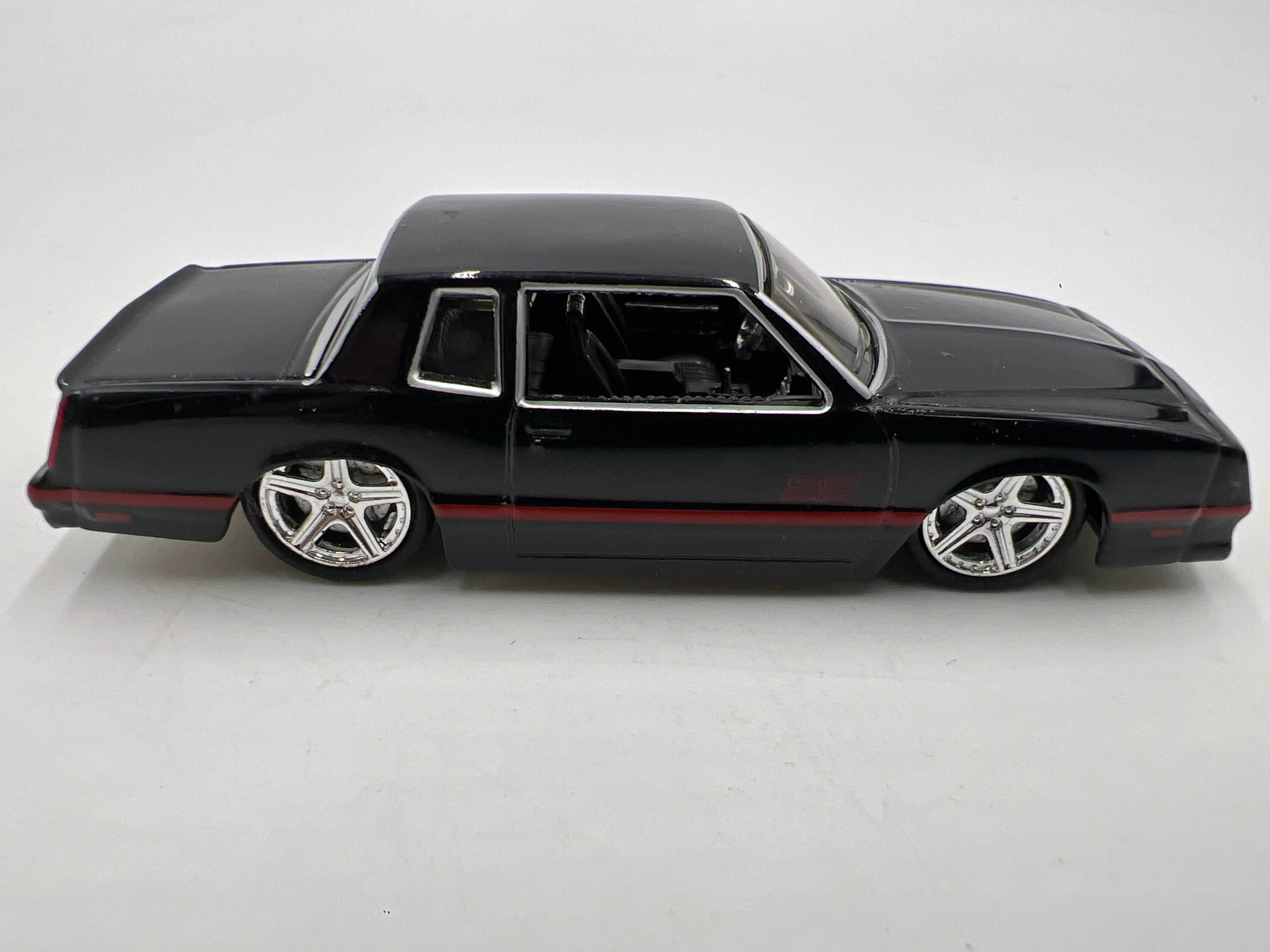 Maisto G Ridez 1986 Chevrolet Monte Carlo SS Black Loose - Image 4