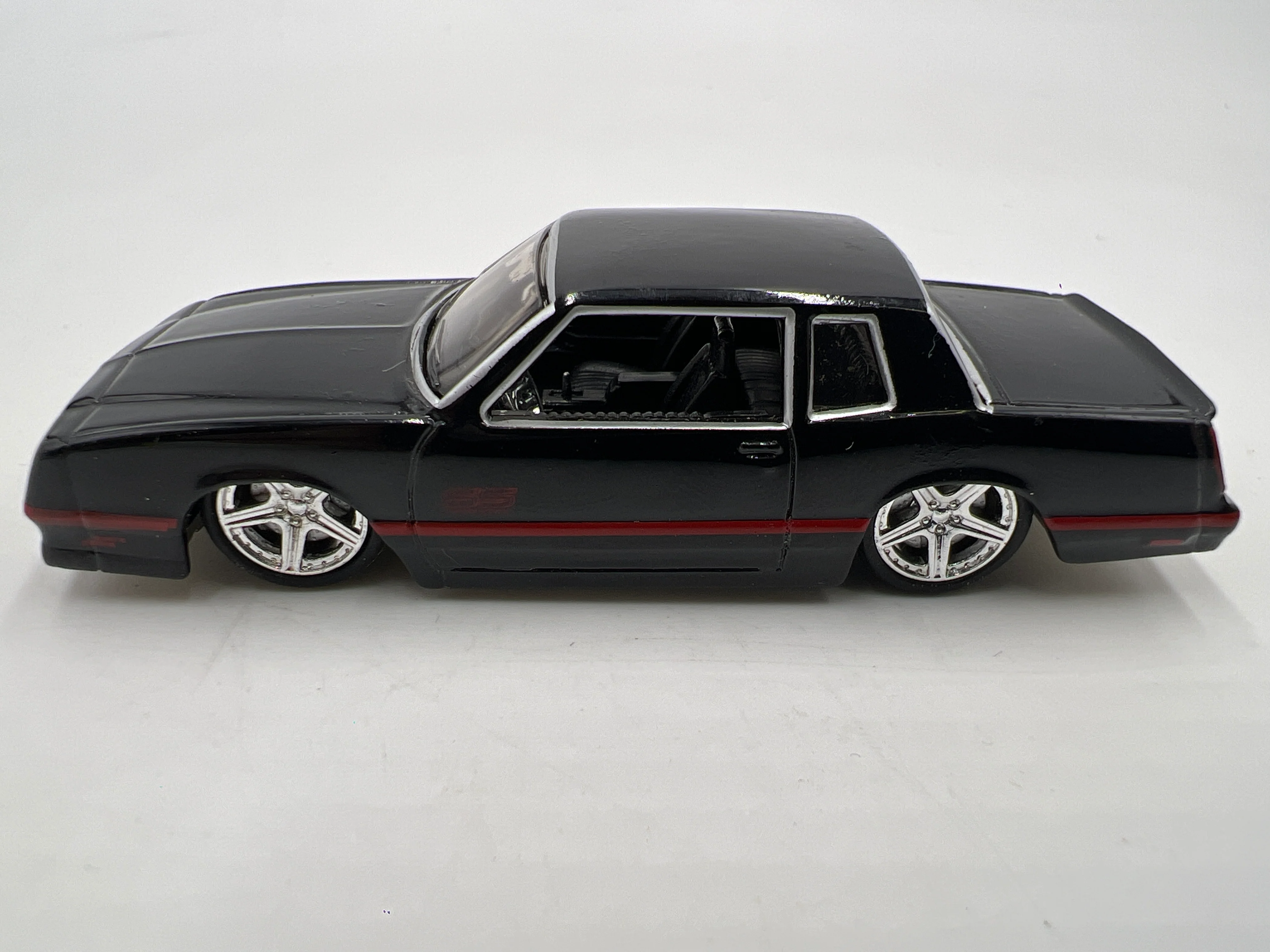 Maisto G Ridez 1986 Chevrolet Monte Carlo SS Black Loose - Image 5