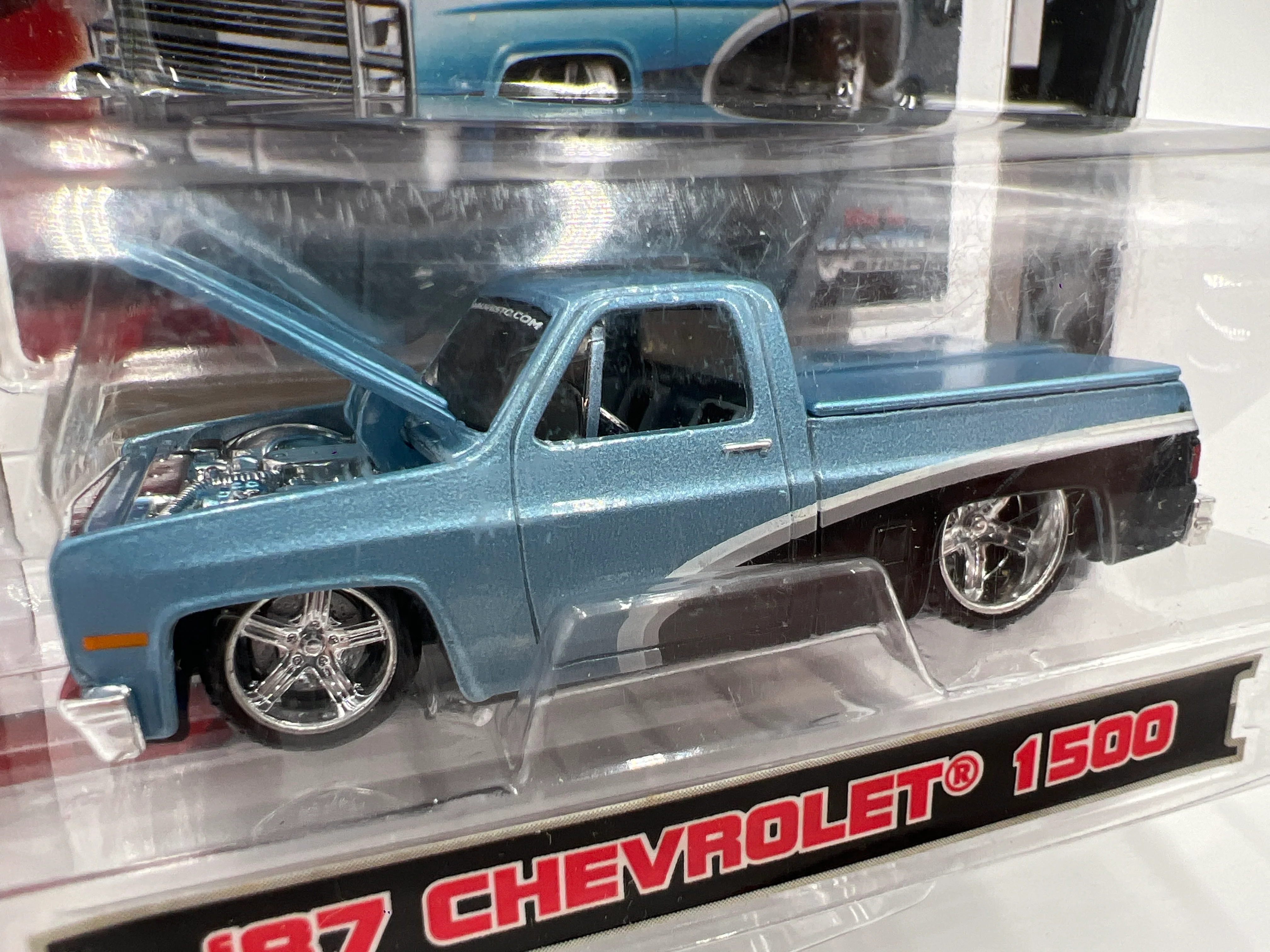 2006 Maisto G Ridez 87 Chevrolet 1500 Light Blue - Image 3