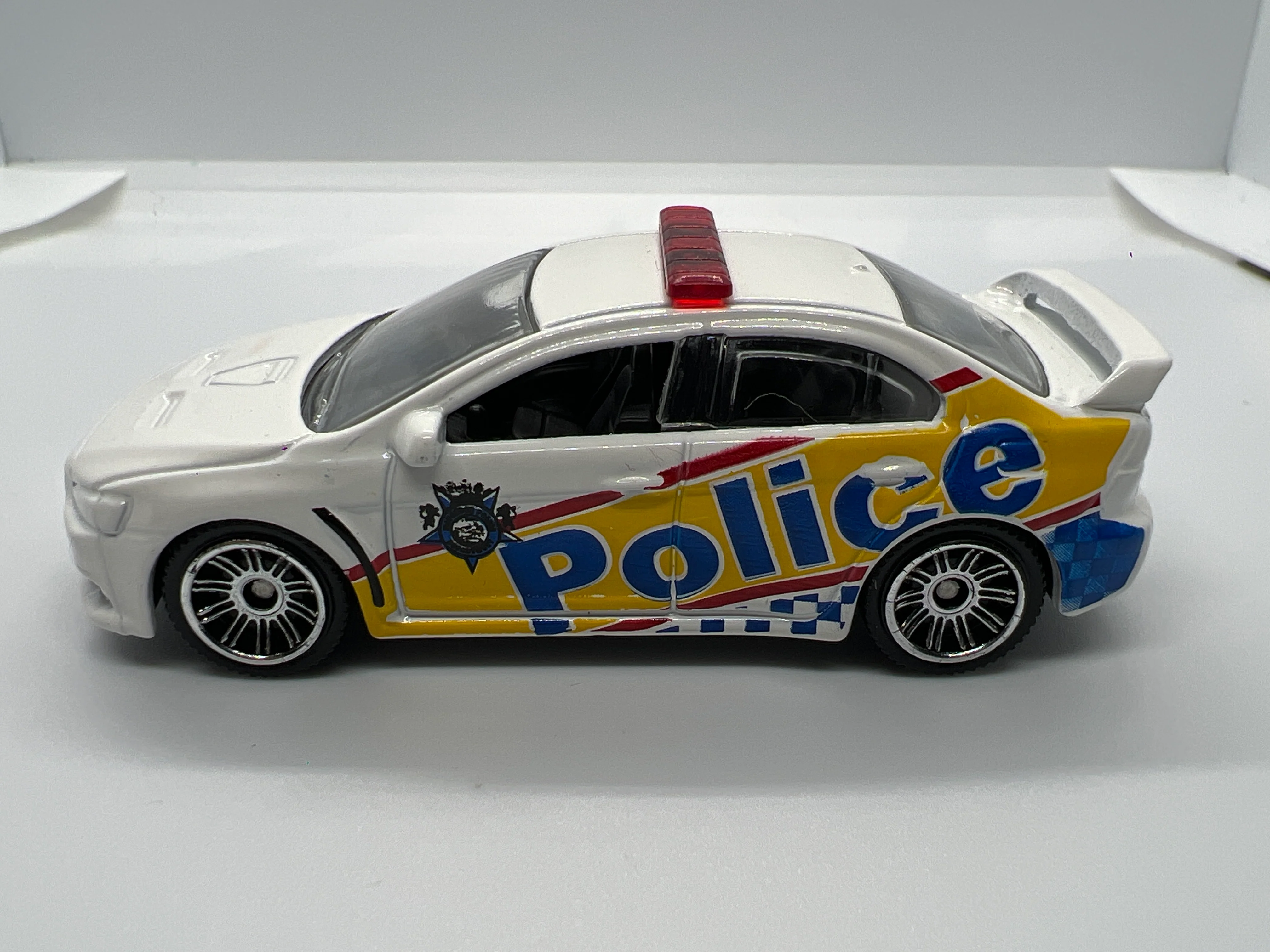 Matchbox 1/64 Multipack Exclusive 2010 Mitsubishi Lancer X White Police Loose - Image 4