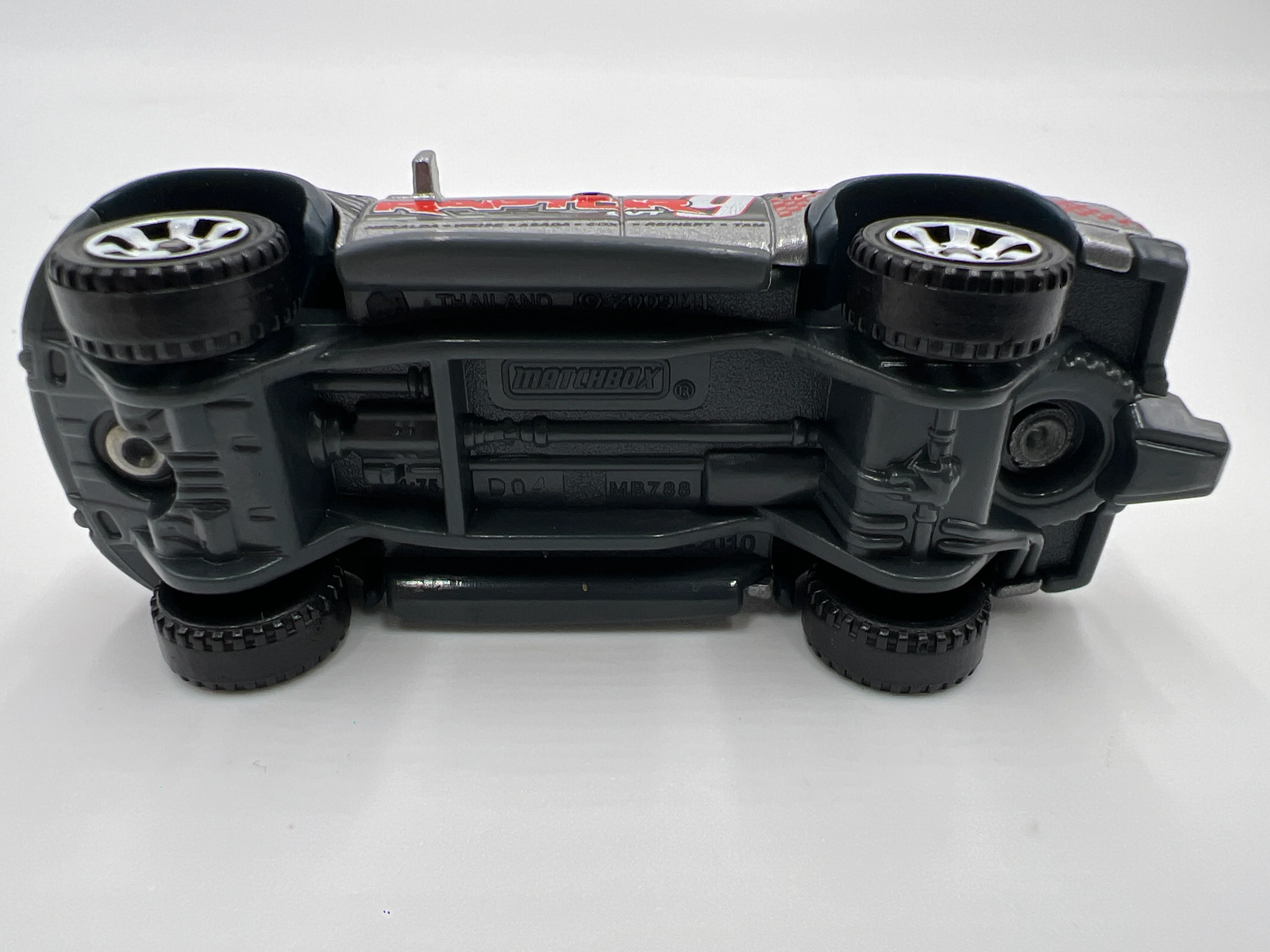 Matchbox 1/64 2010 Ford F-150 SVT Raptor Silver Loose - Image 5