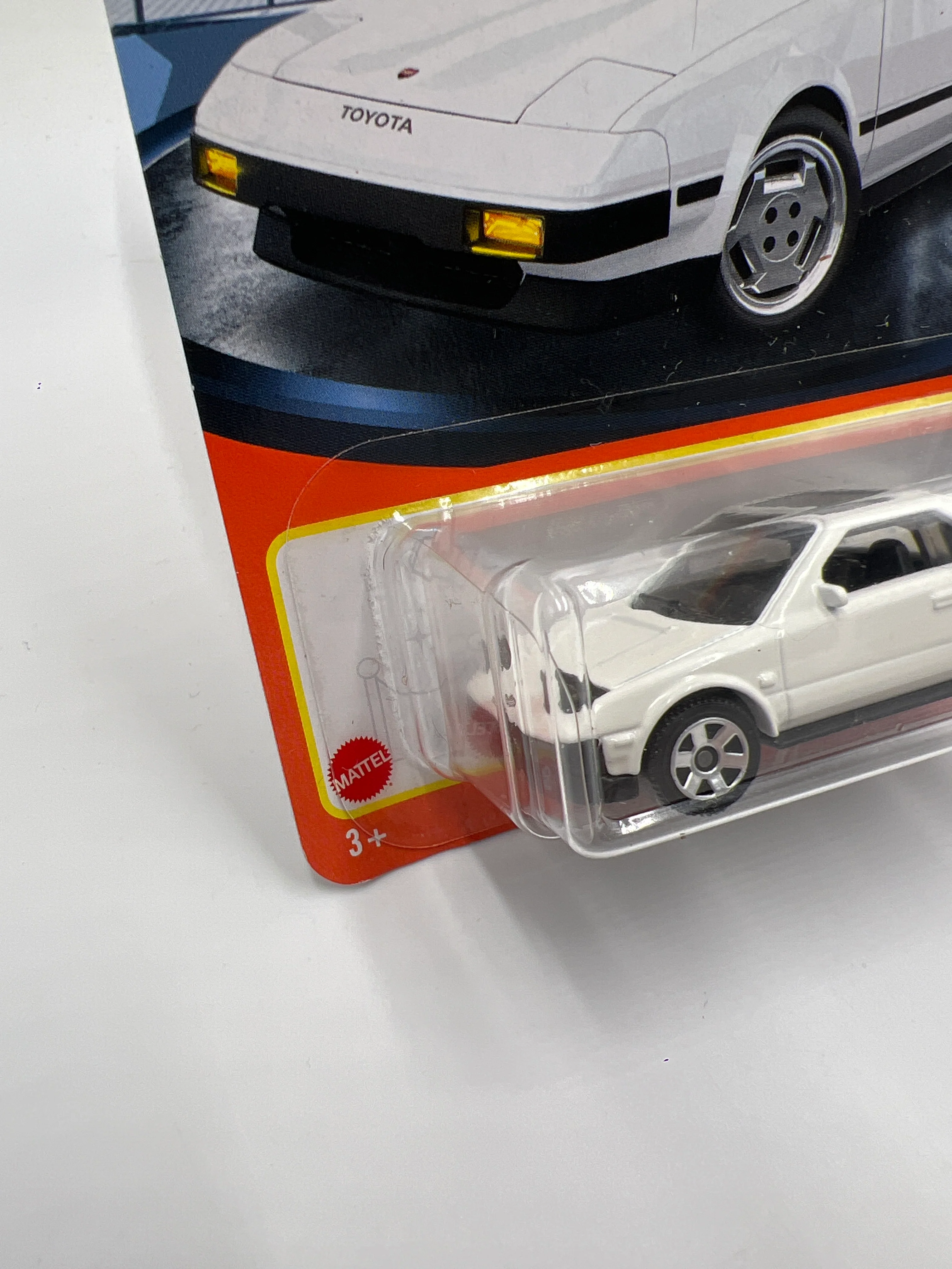 Matchbox #14 1984 Toyota MR2 White W/Lights Up 216B - Image 4