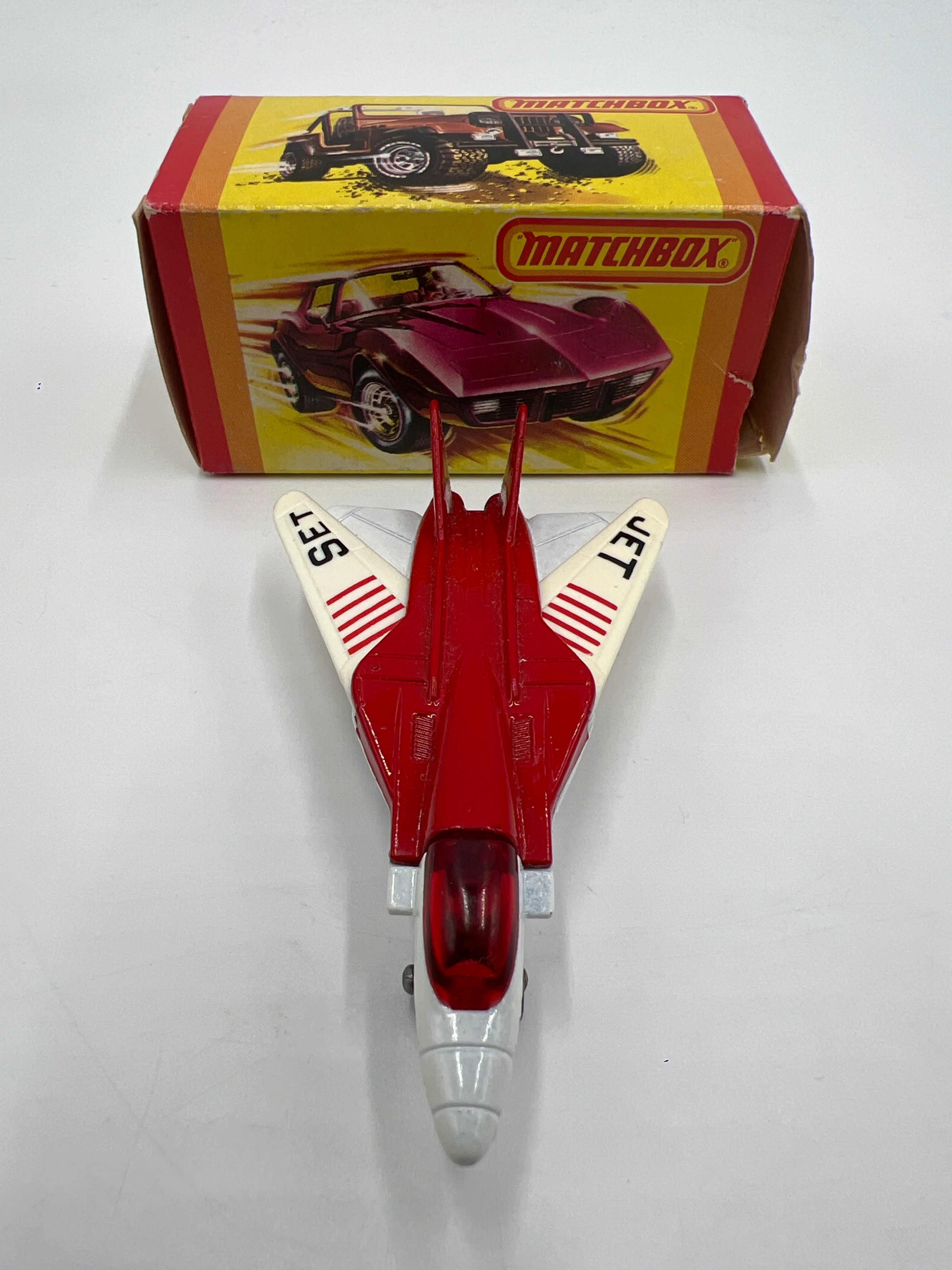 Matchbox #27 Swing Wing Jet W/Box Jet Set - Image 4