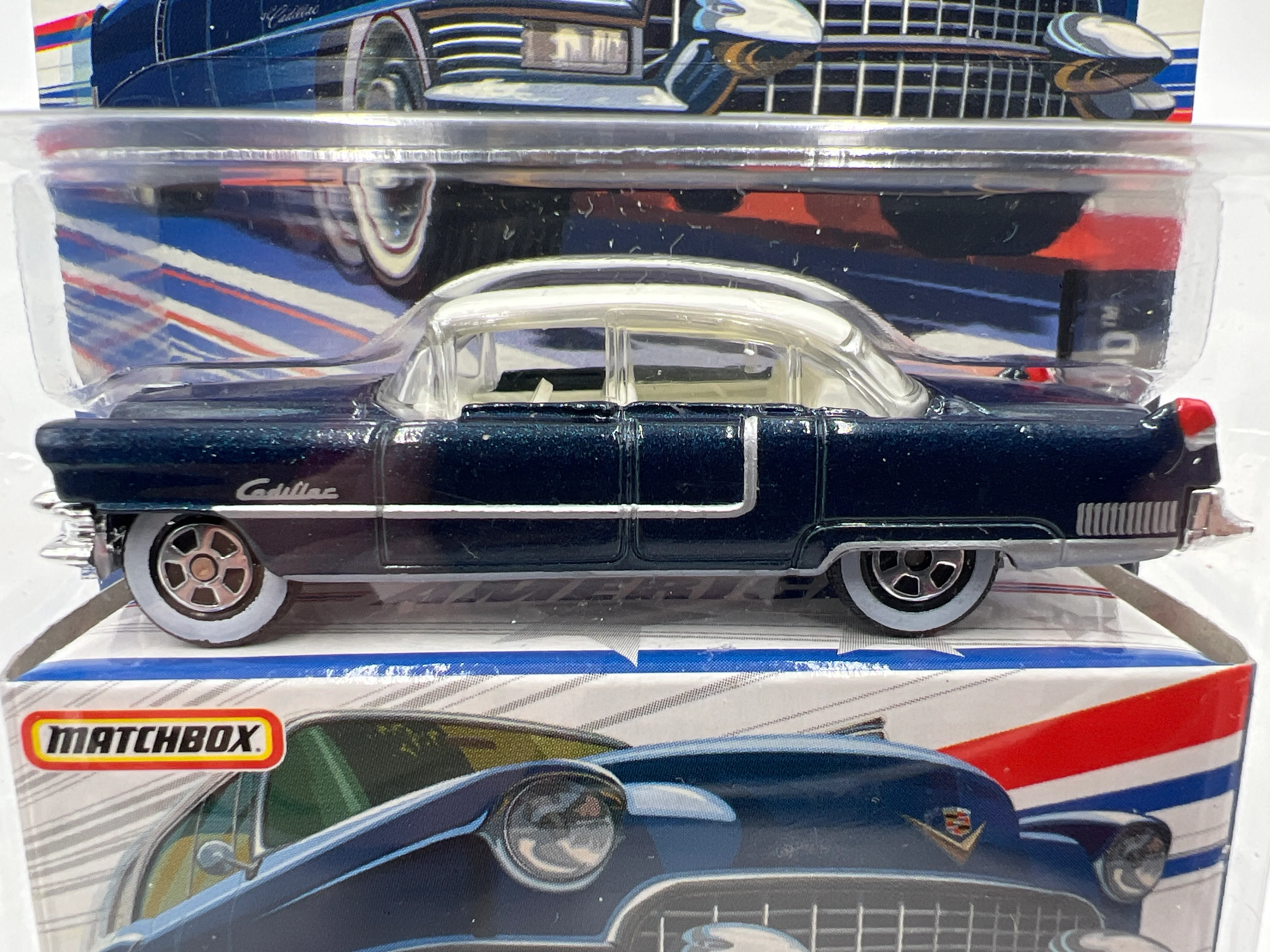 Matchbox Superfast America #14 1955 Cadillac Fleetwood Dark Blue 174F - Image 3