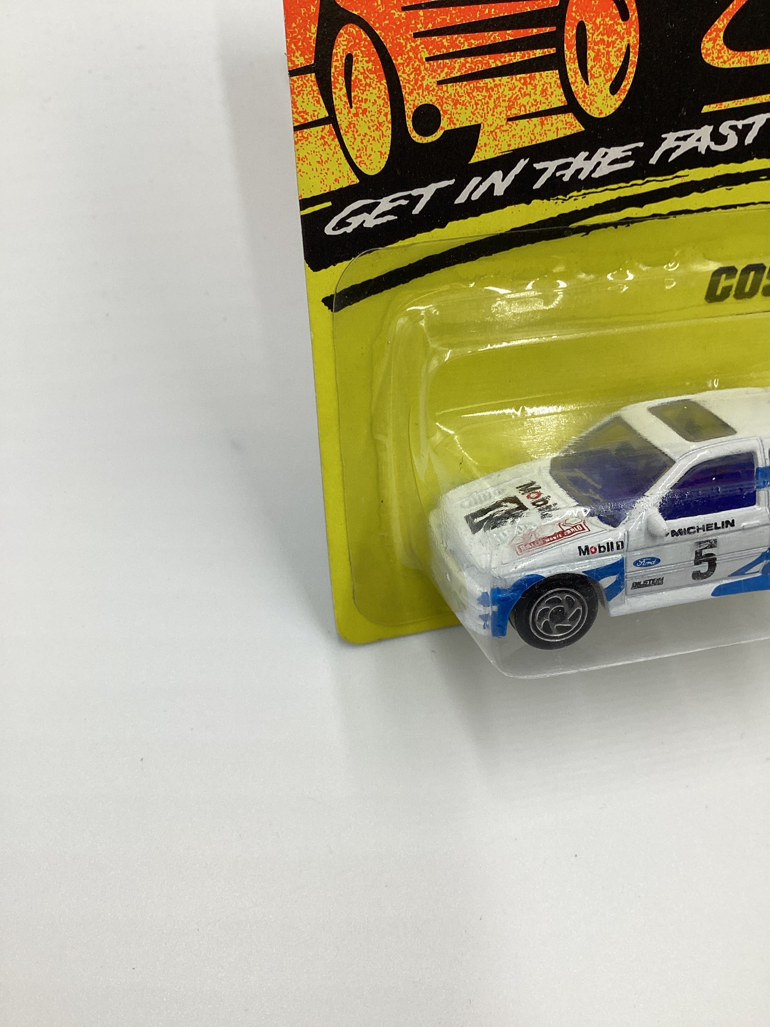 Matchbox Super Fast Get In The Fast Lane #52 Escort Cosworth White 207B - Image 5