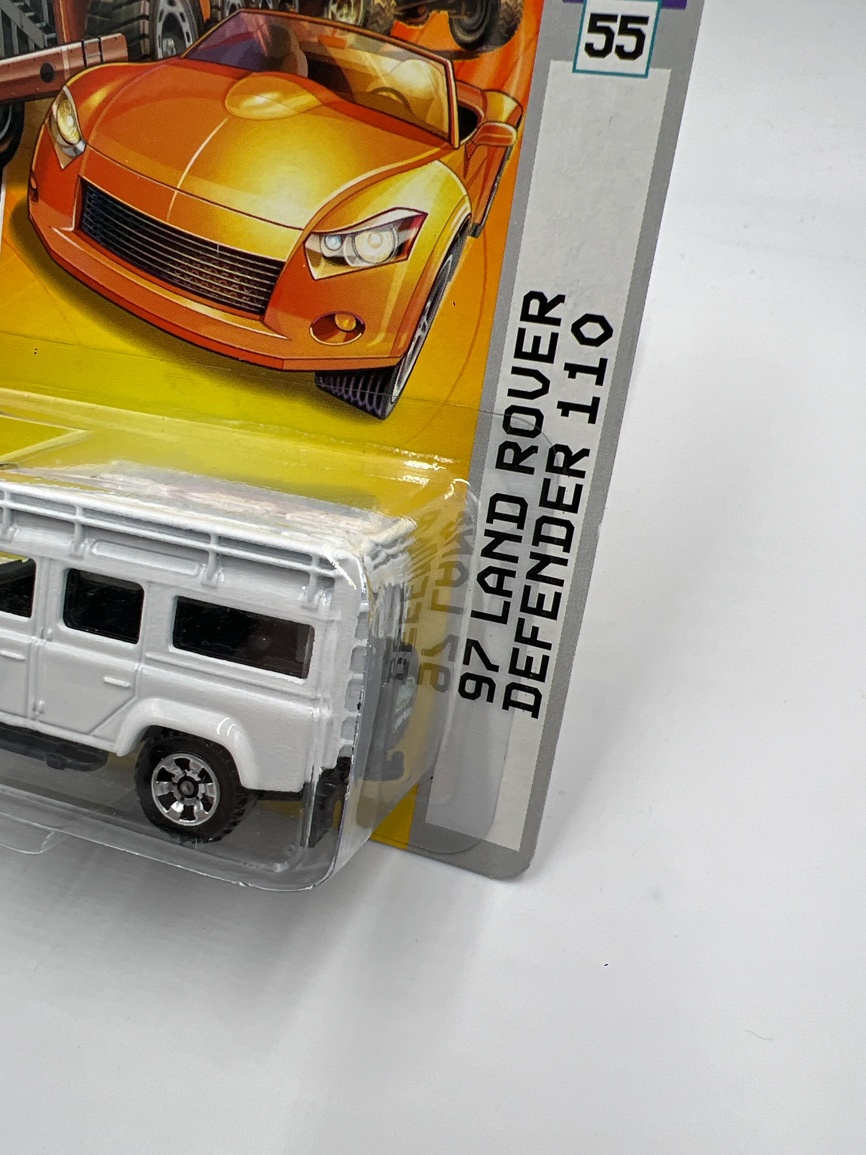 Matchbox MBX Metal #55 97 Land Rover Defender 110 White - Image 4