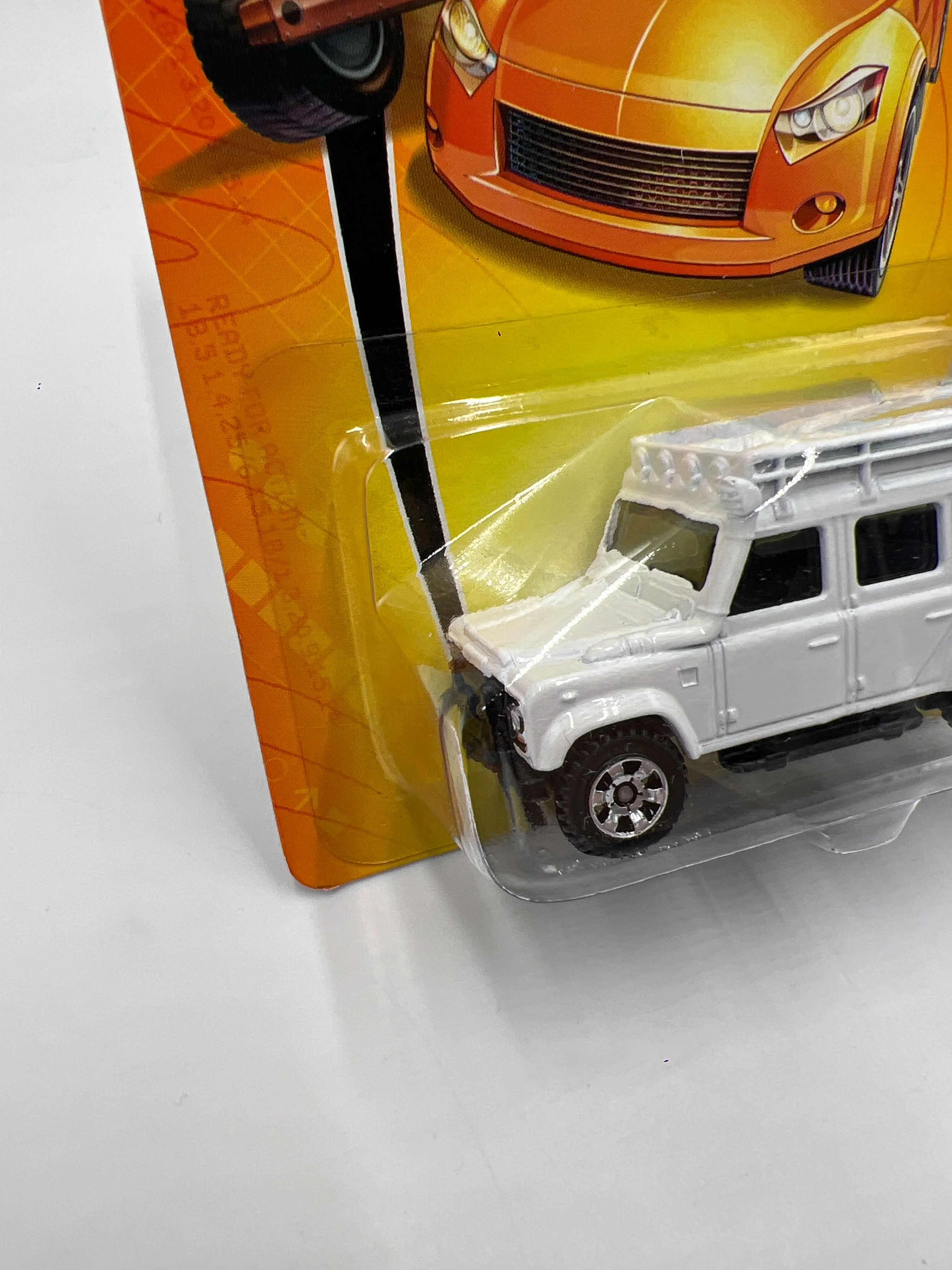Matchbox MBX Metal #55 97 Land Rover Defender 110 White - Image 5