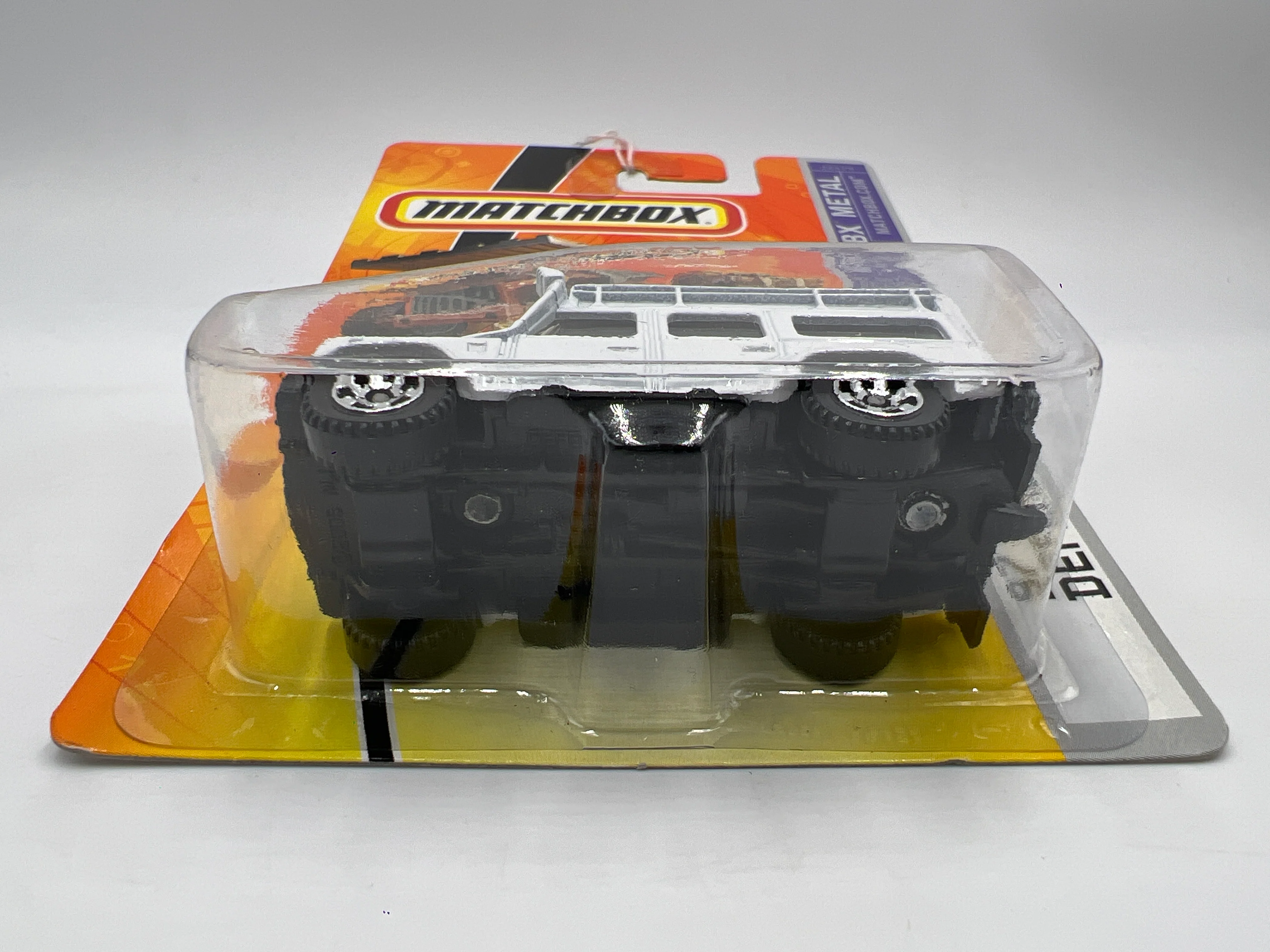 Matchbox MBX Metal #55 97 Land Rover Defender 110 White - Image 6