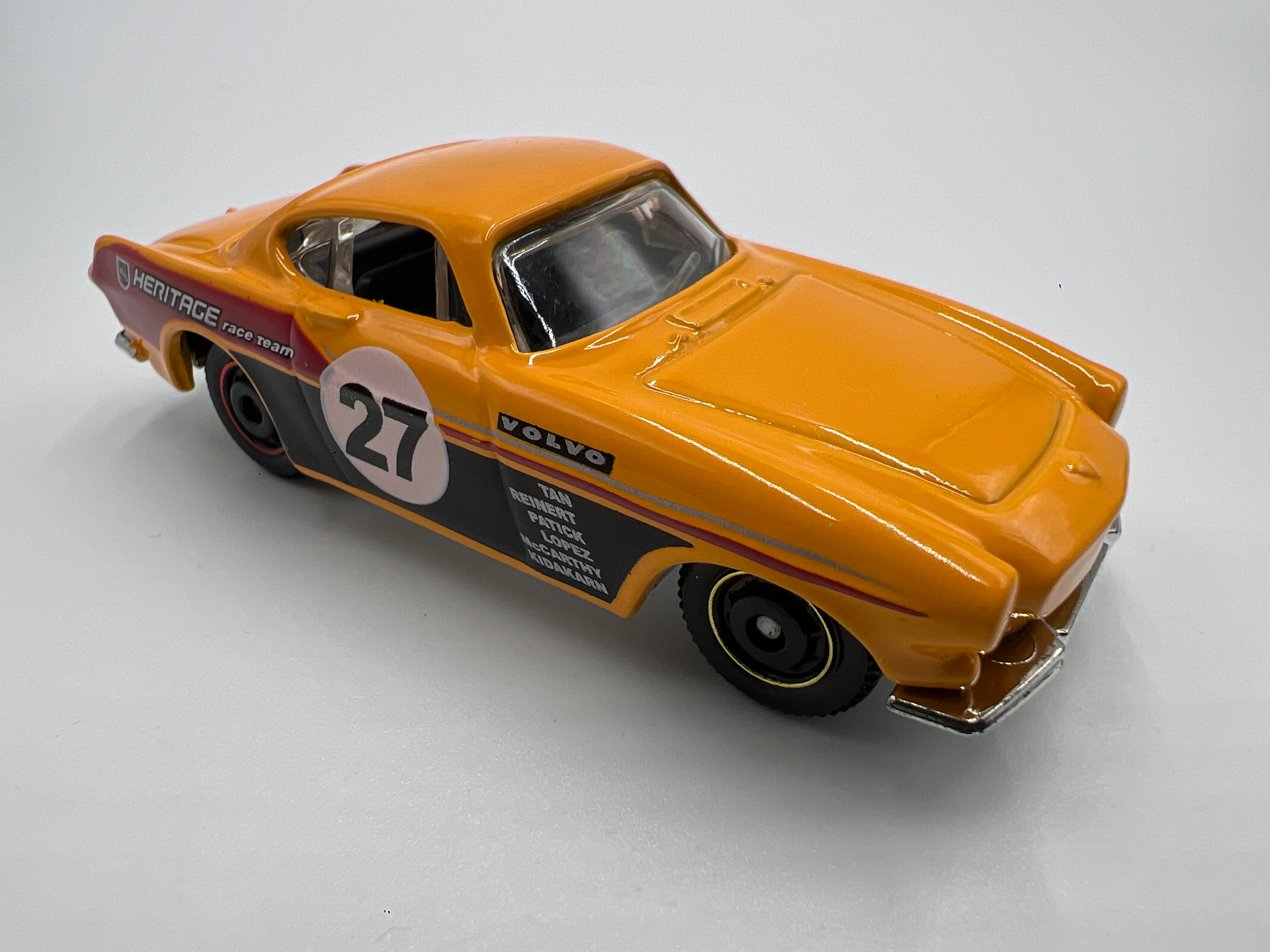2010 Matchbox #17 Volvo P1800S 1969 Orange Loose - Image 2