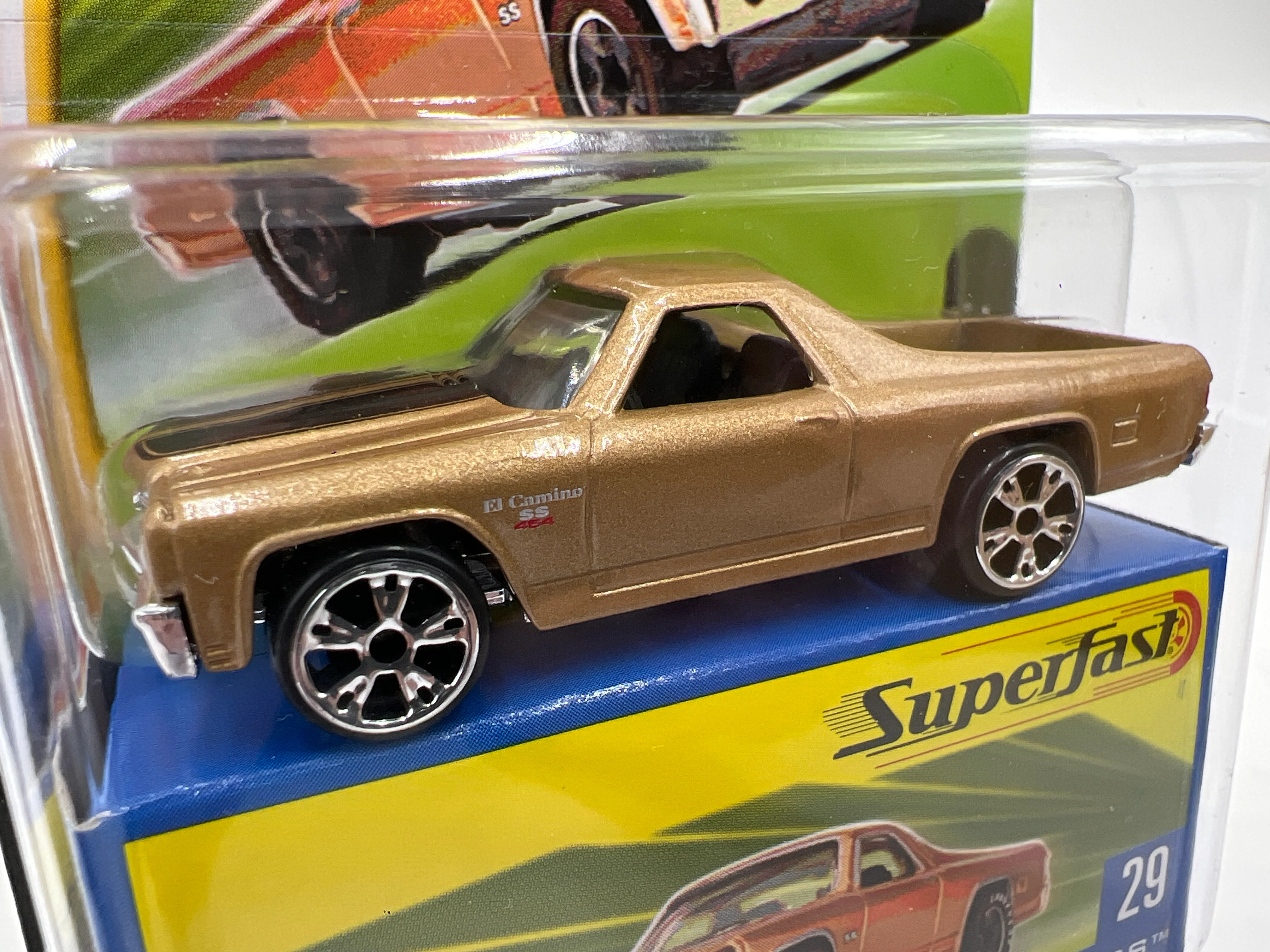 Matchbox Superfast #29 1970 Chevrolet El Camino SS Gold 173i - Image 3