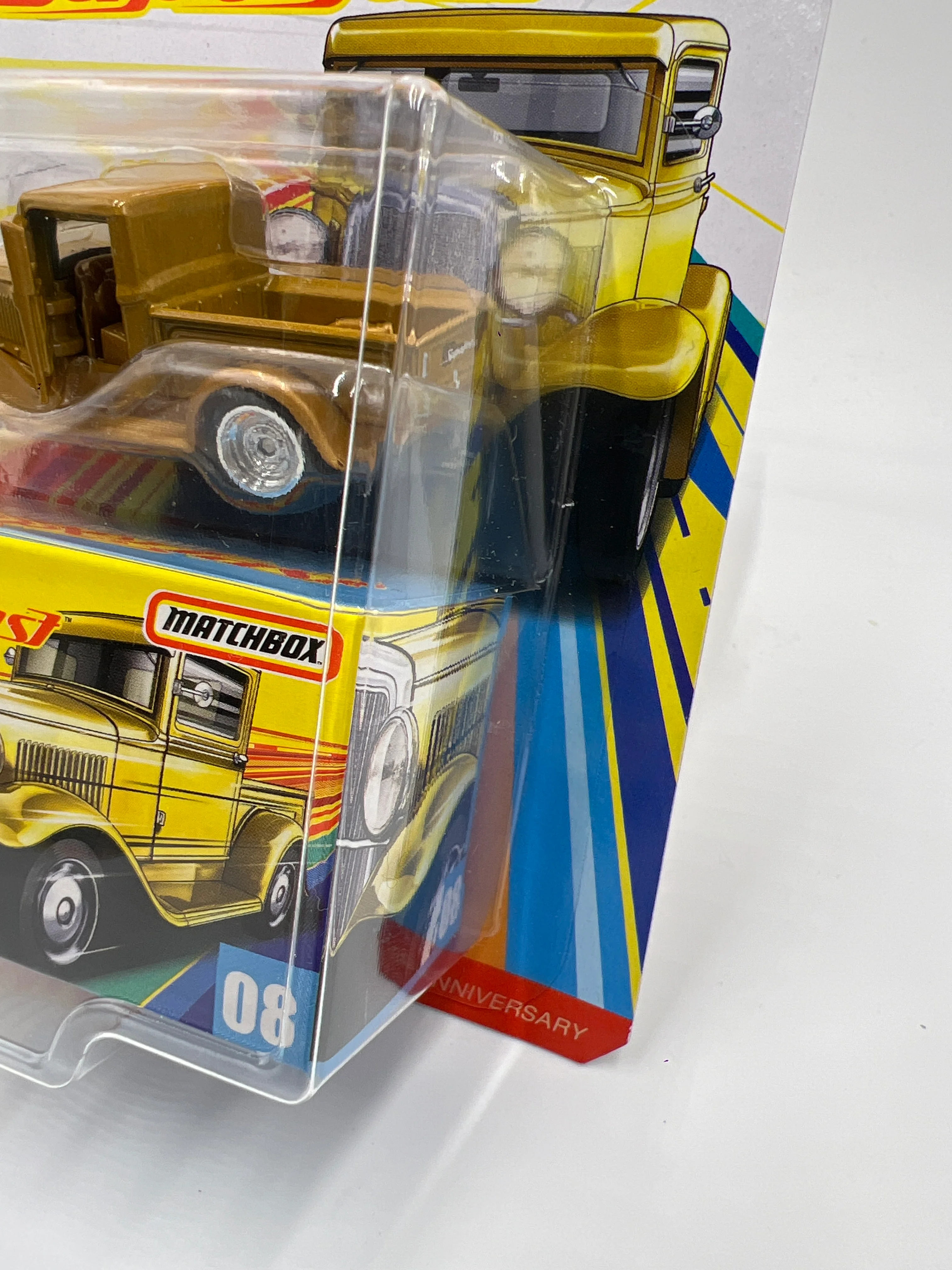 Matchbox 50th Anniversary Superfast #8 32 Ford Pickup Gold 172i - Image 4