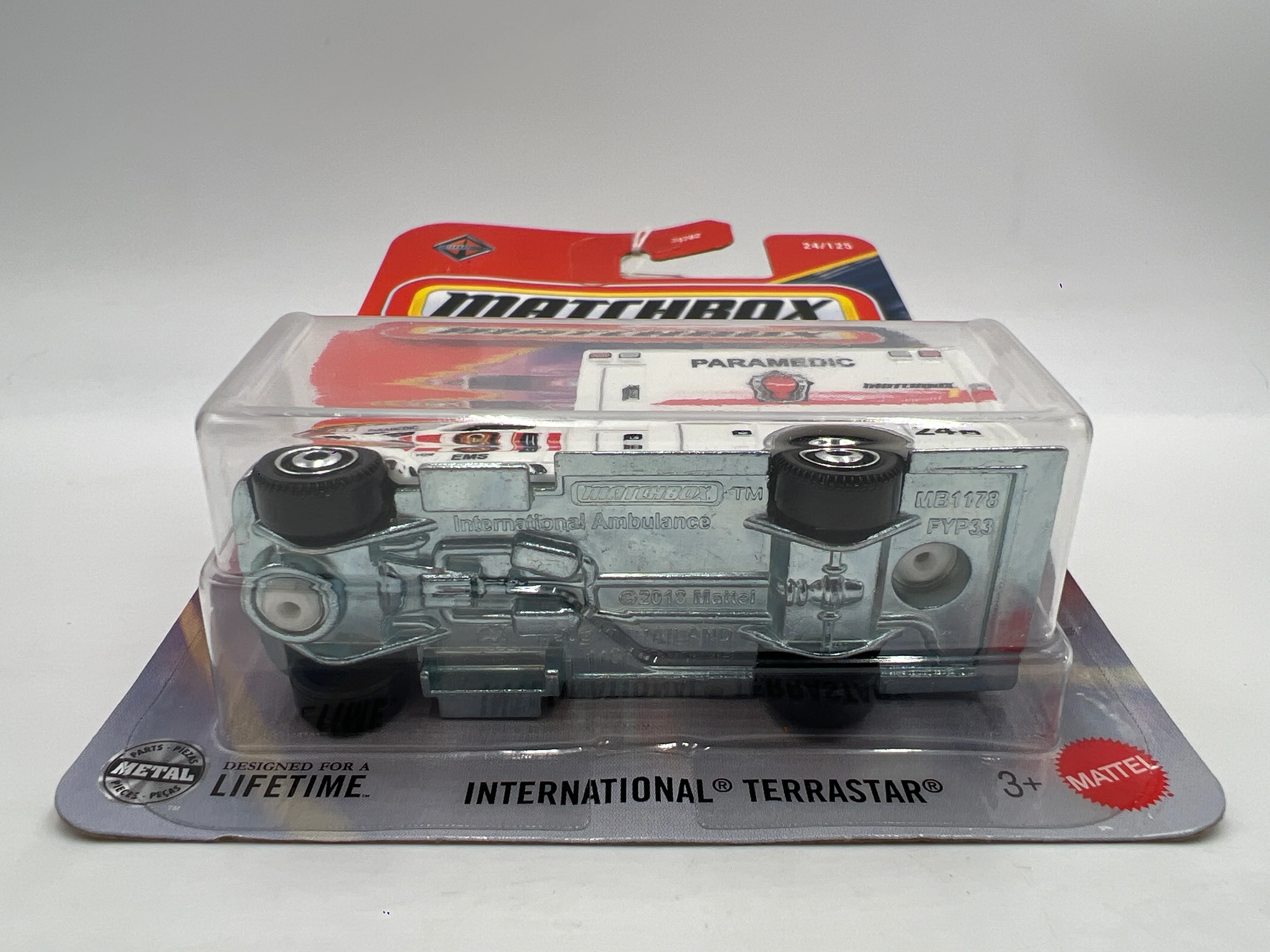 Matchbox #24 International Terrastar Ambulance White 210C - Image 5