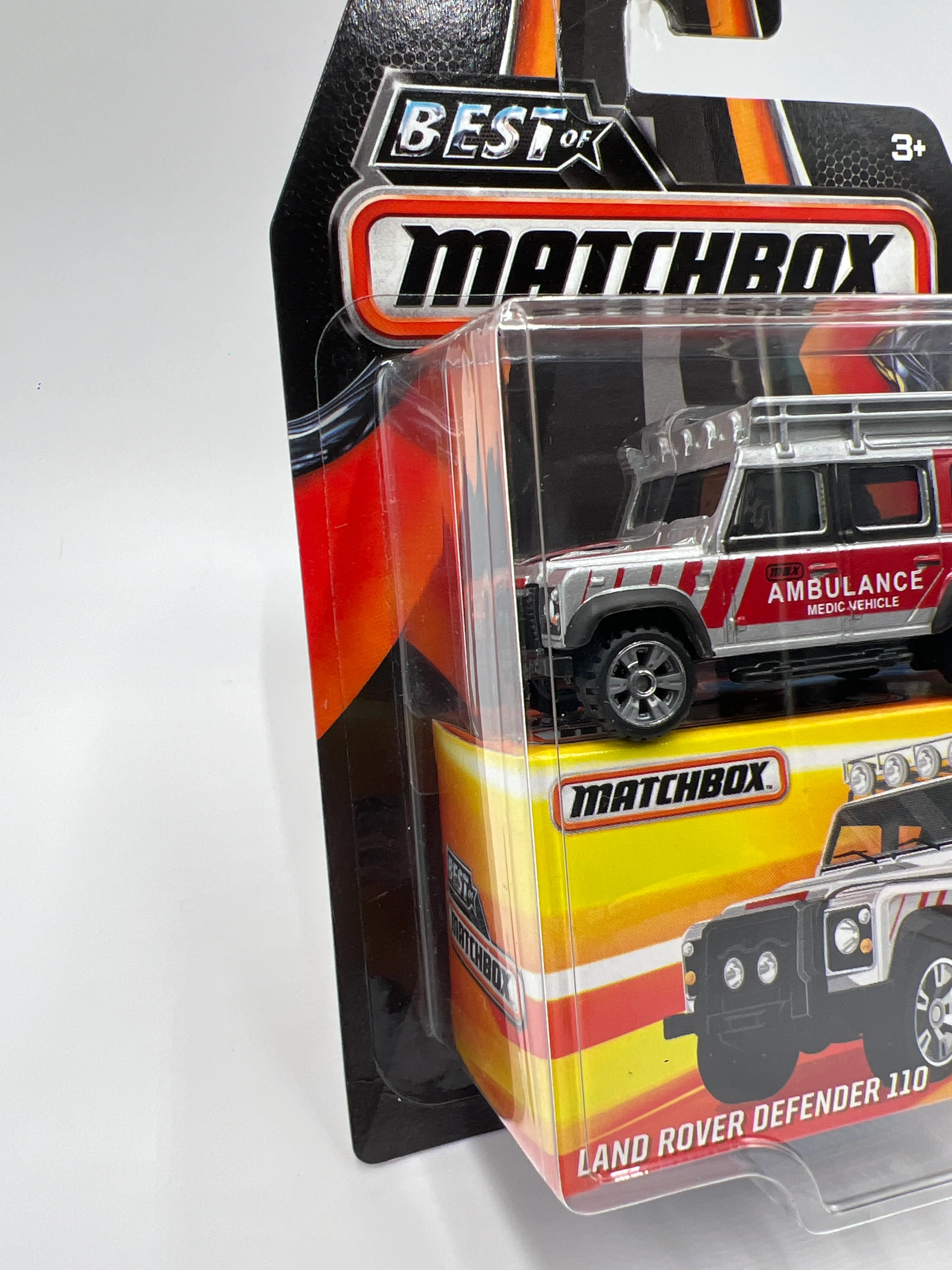Matchbox Best of Matchbox Series 1 Land Rover Defender 110 Ambulance 168M - Image 5