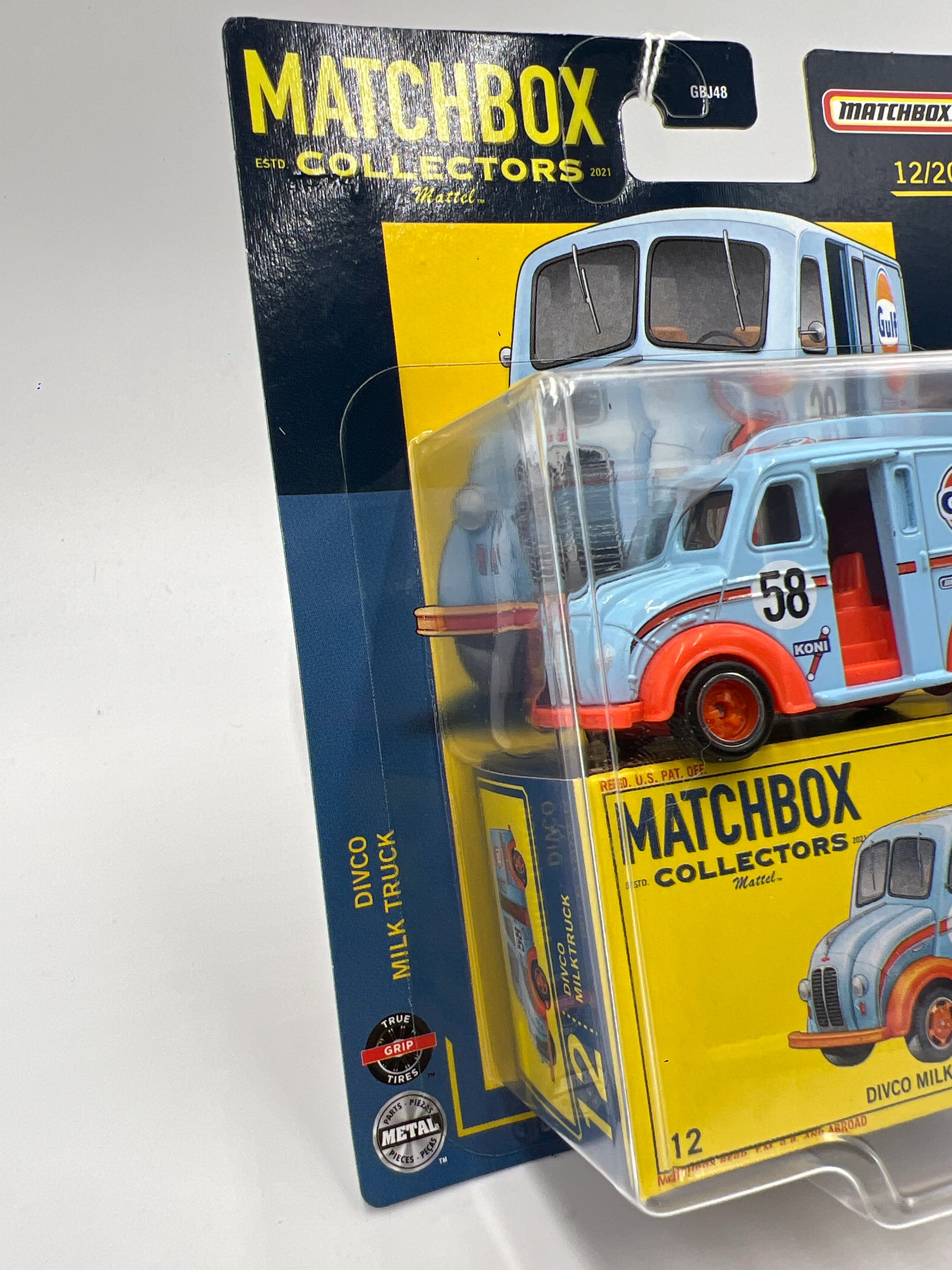 Matchbox Collectors #12 Divco Milk Truck Blue/Orange Gulf 169J - Image 5