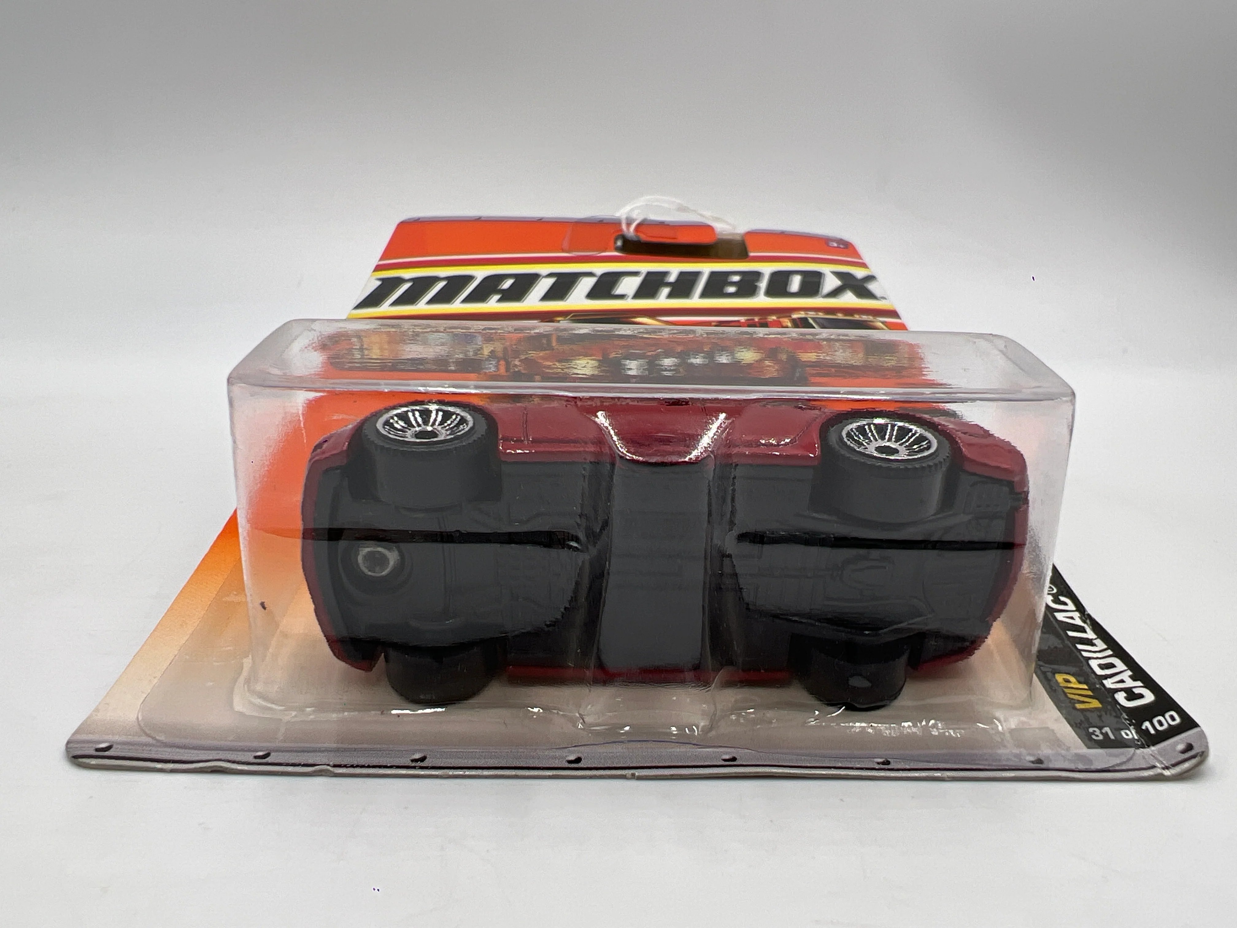 Matchbox VIP #31 Cadillac CTS Wagon Red 216J - Image 6