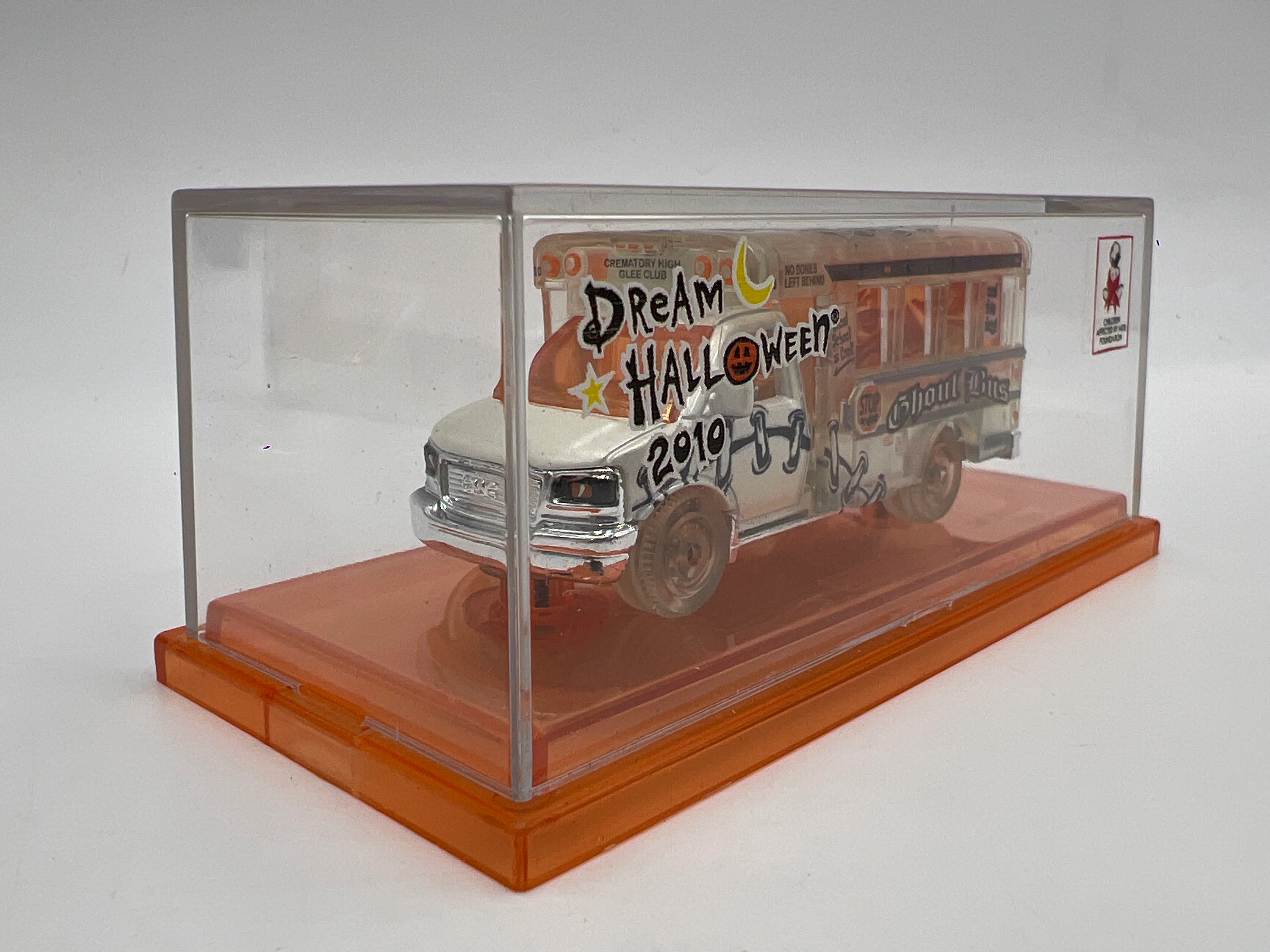 Matchbox Dream Halloween 2010 CAAF Charity Car GMC Ghoul School Bus - Image 4