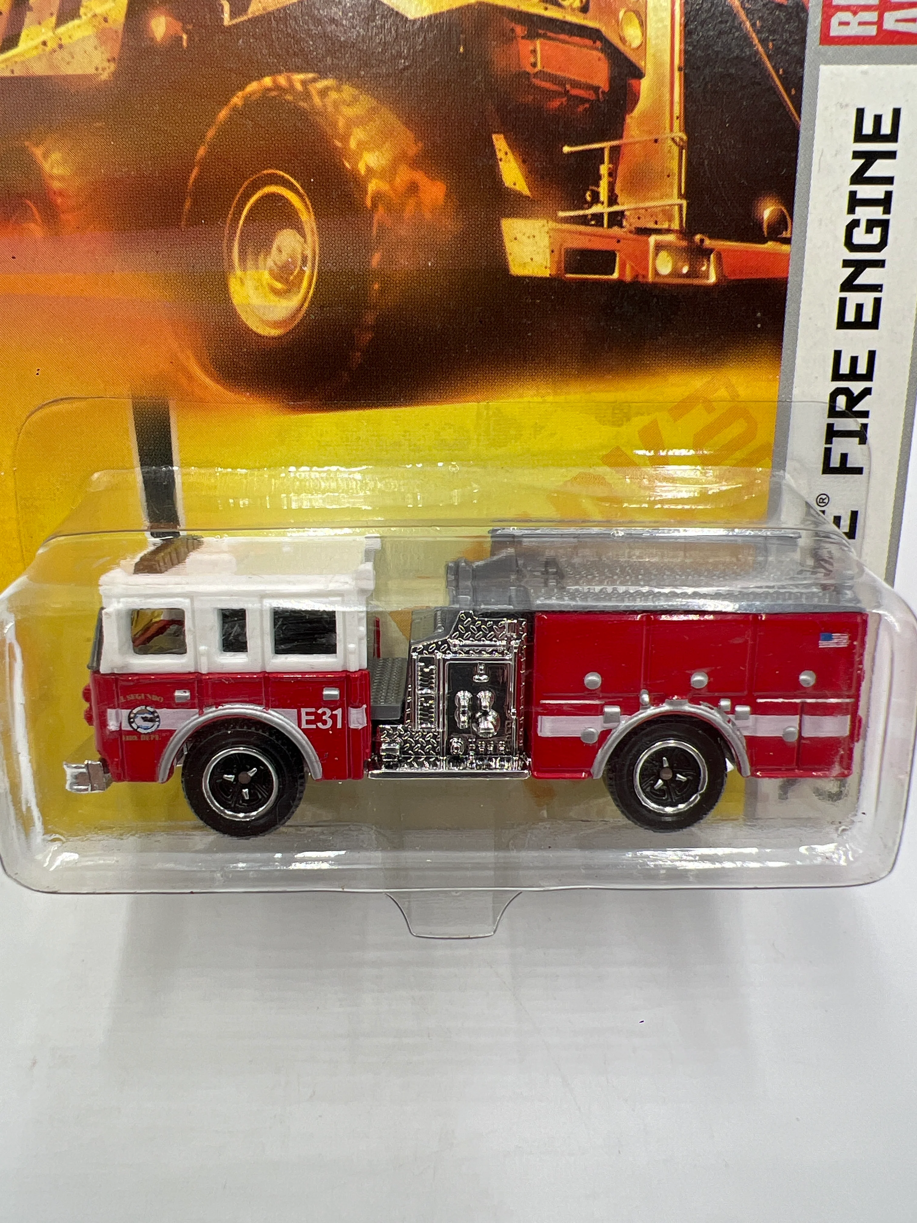 Matchbox Emergency #75 Pierce Fire Engine Red 206B - Image 2