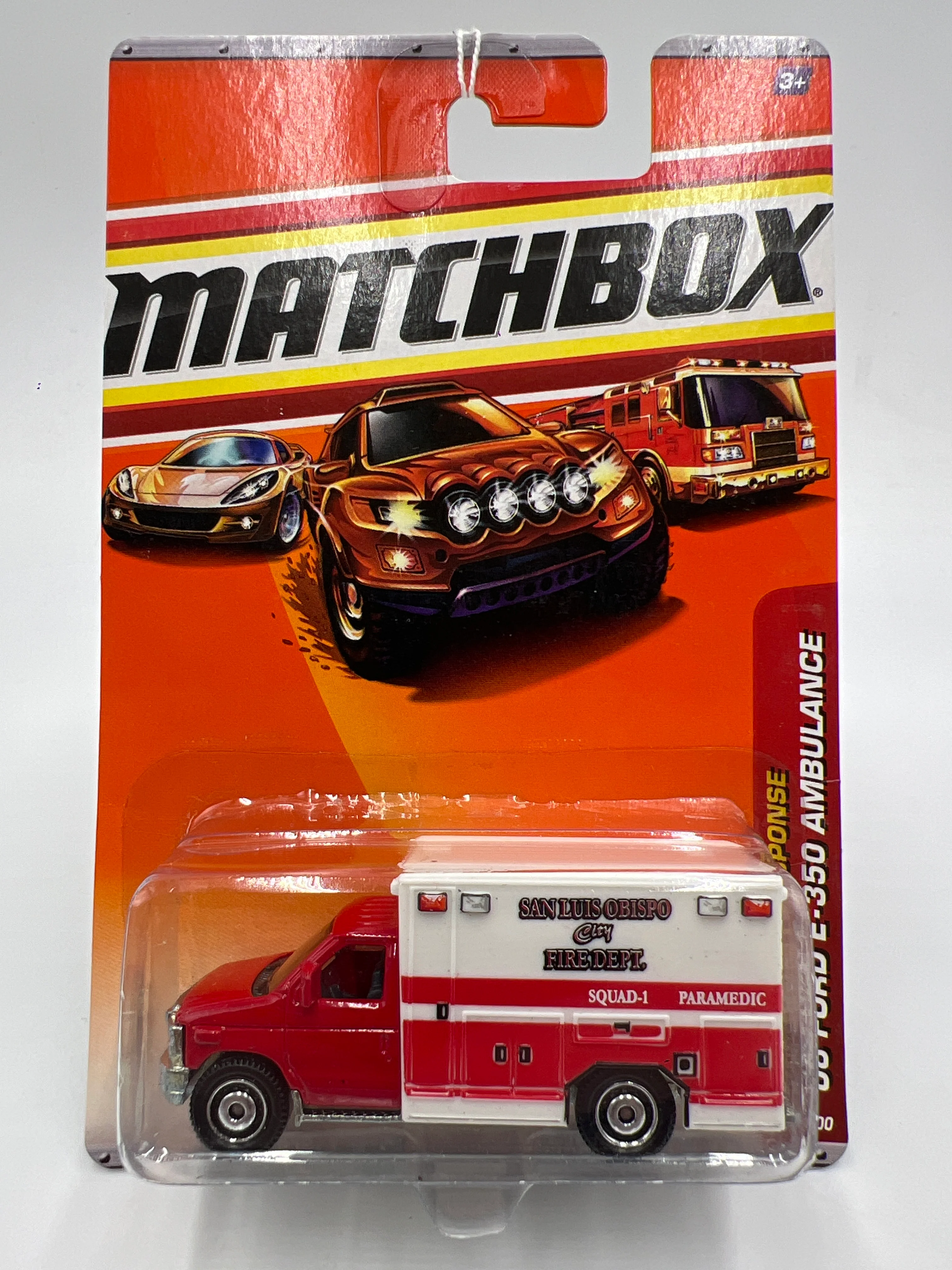 Matchbox Emergency Response #54 08 Ford E-350 Ambulance Red/White 216J - Image 2