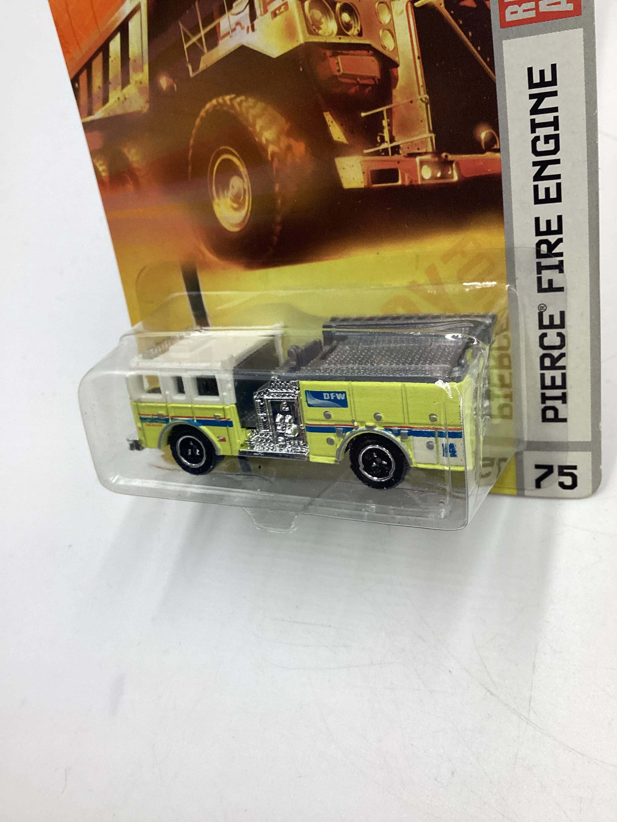 Matchbox Emergency Response #75 Pierce Fire Engine Neon Yellow/White 206C - Image 4