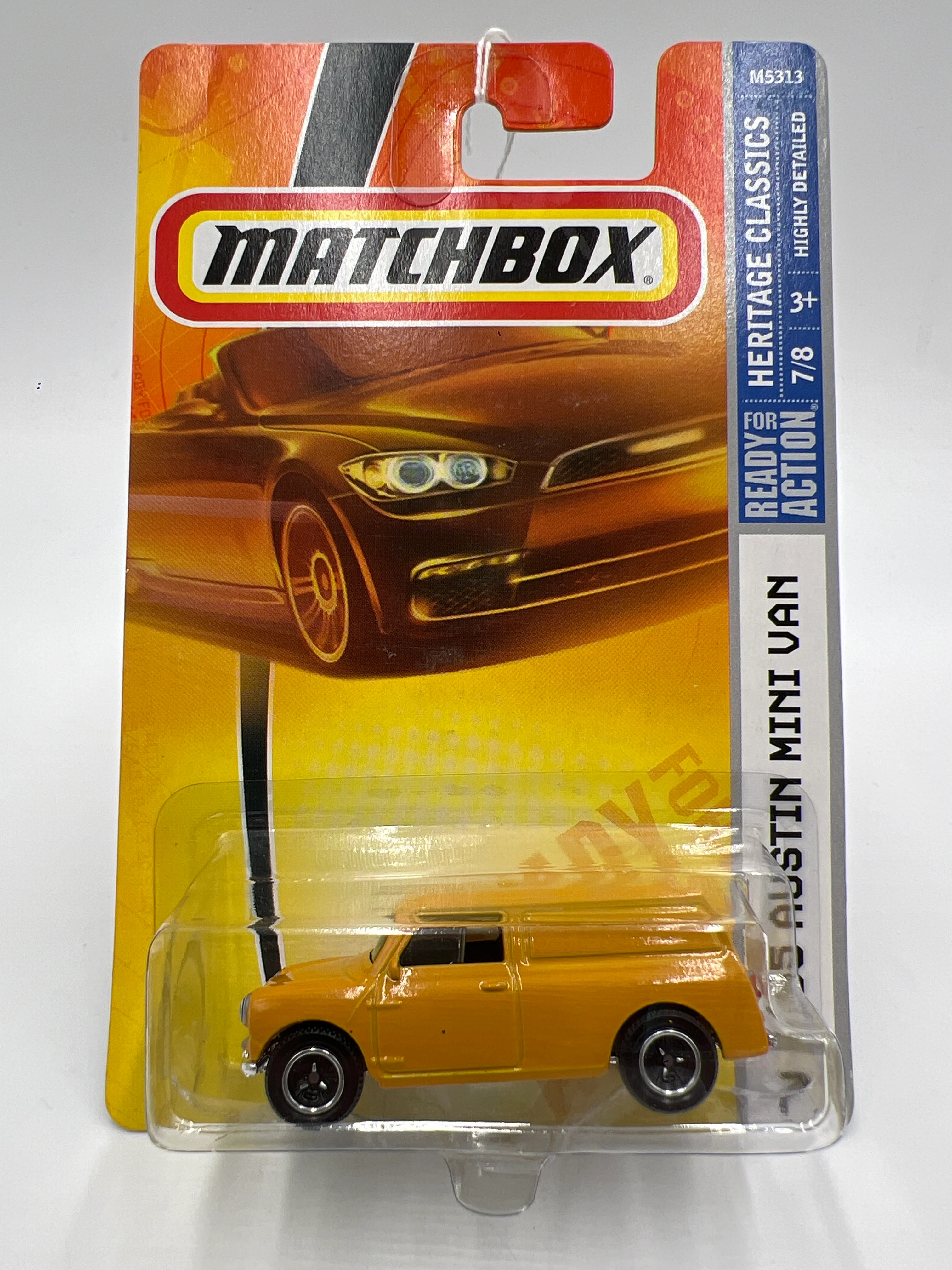 Matchbox Heritage Classics #7 65 Austin Mini Van Yellow Blister Not Perfect 216P - Image 2