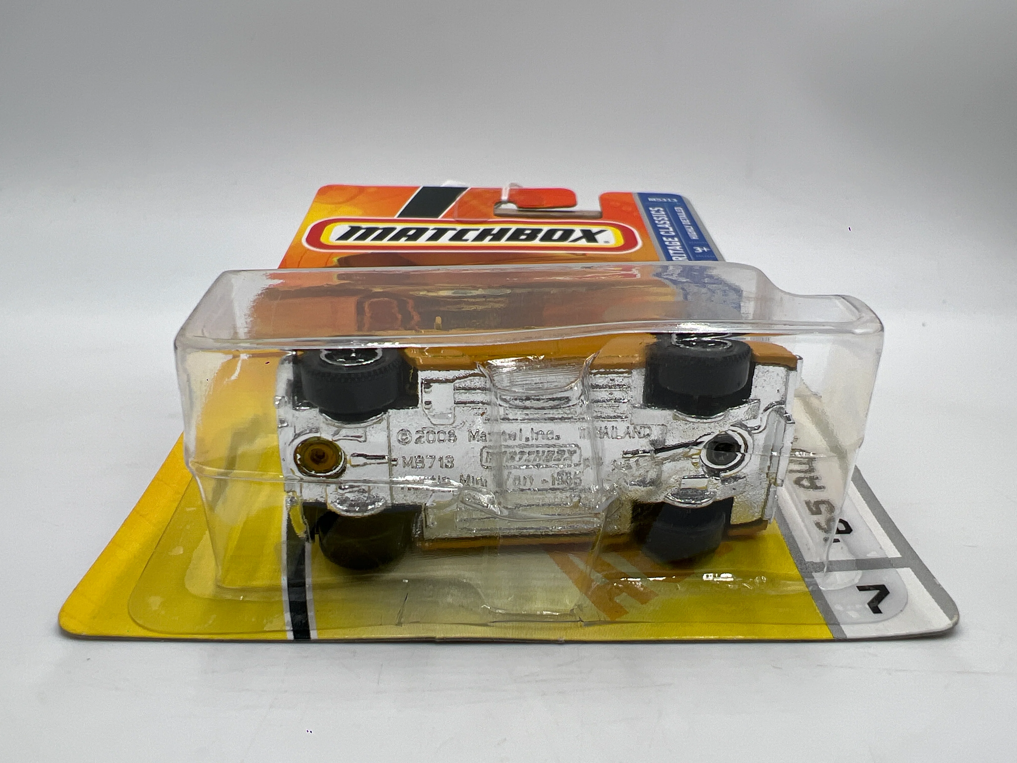 Matchbox Heritage Classics #7 65 Austin Mini Van Yellow Blister Not Perfect 216P - Image 6