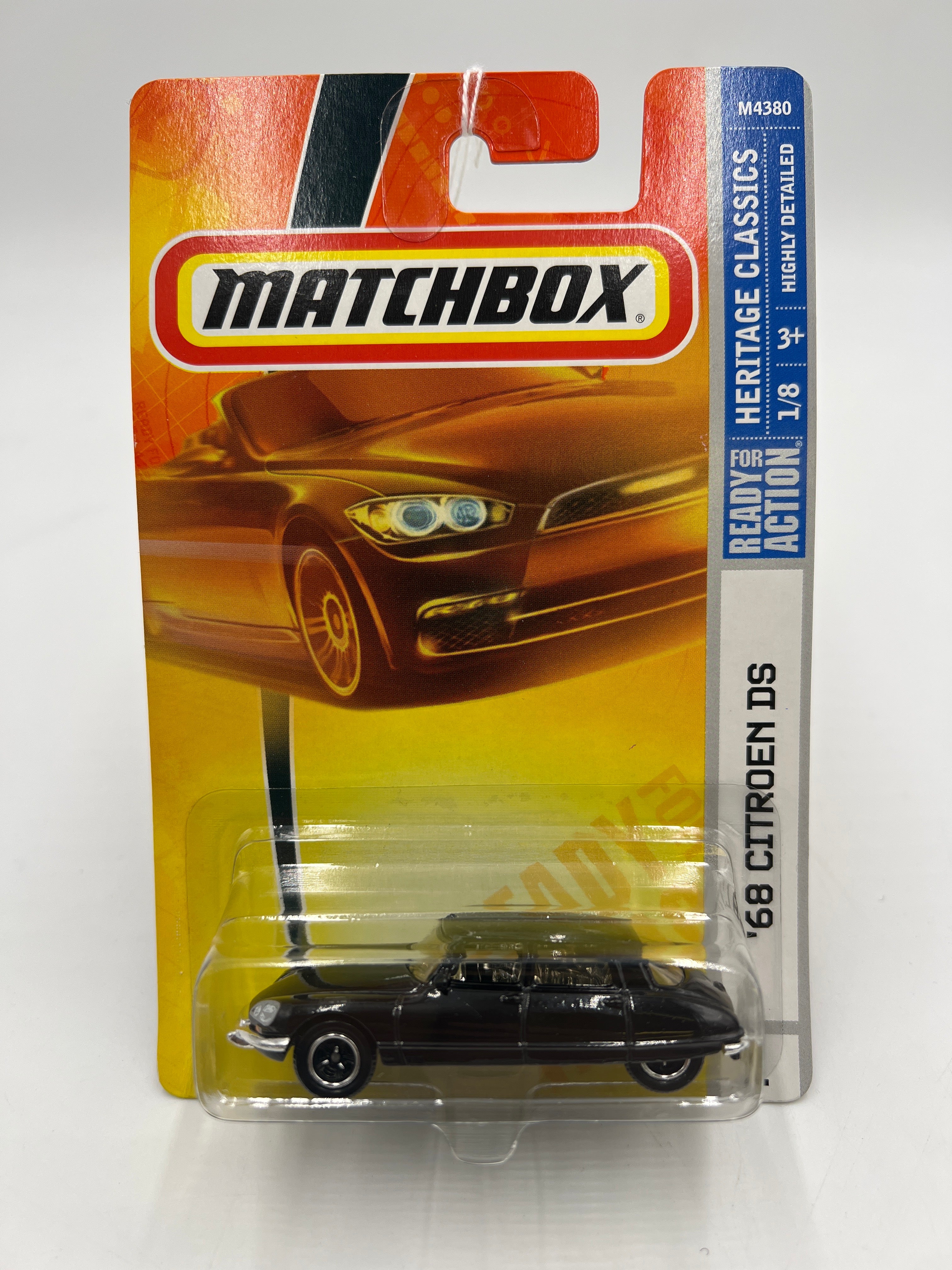 Matchbox #1 68F Heritage Classics 68 Citroen DS Black 68F - Image 2