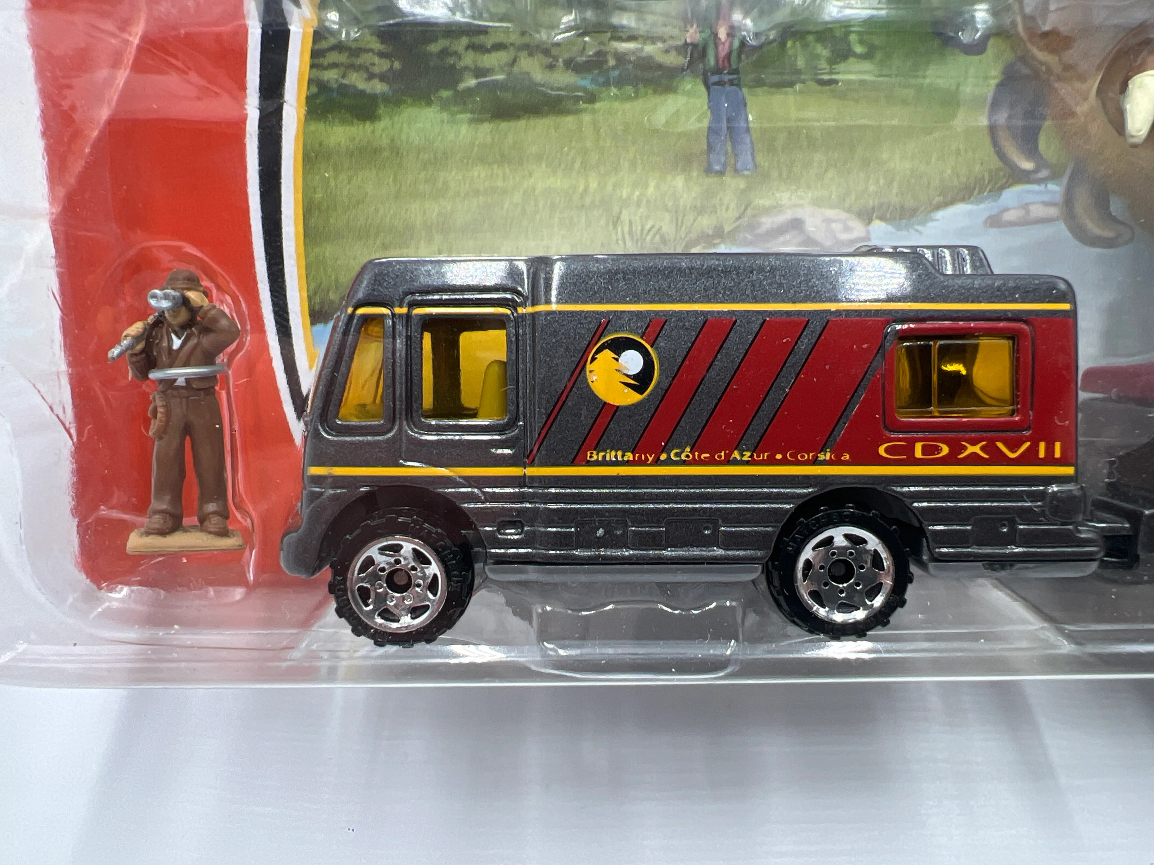 Matchbox Hitch N Haul Dark Forest Truck Camper & Pop-Up Tent - Image 3