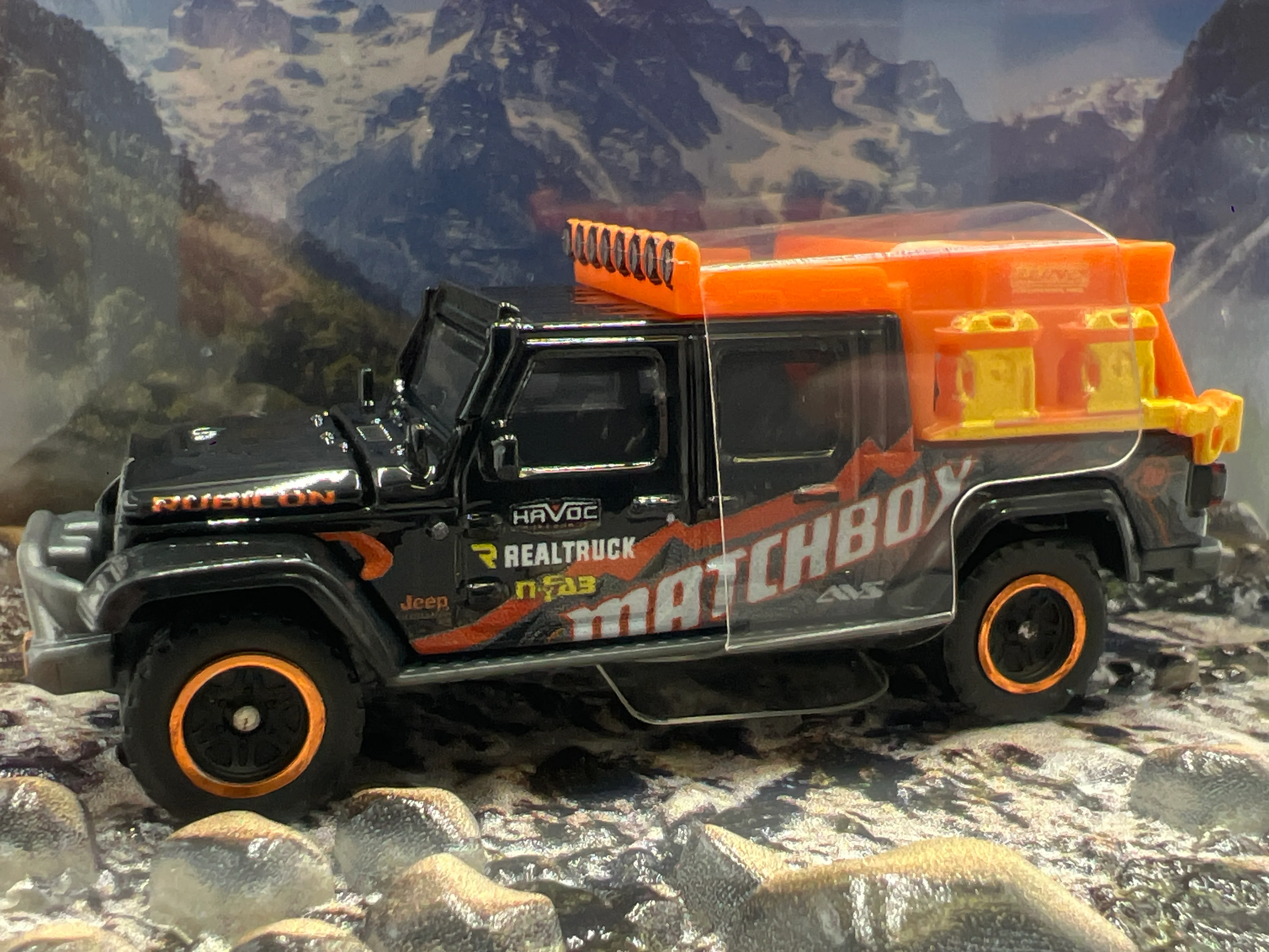 Matchbox Mattel Creations Jeep Gladiator Black - Image 3
