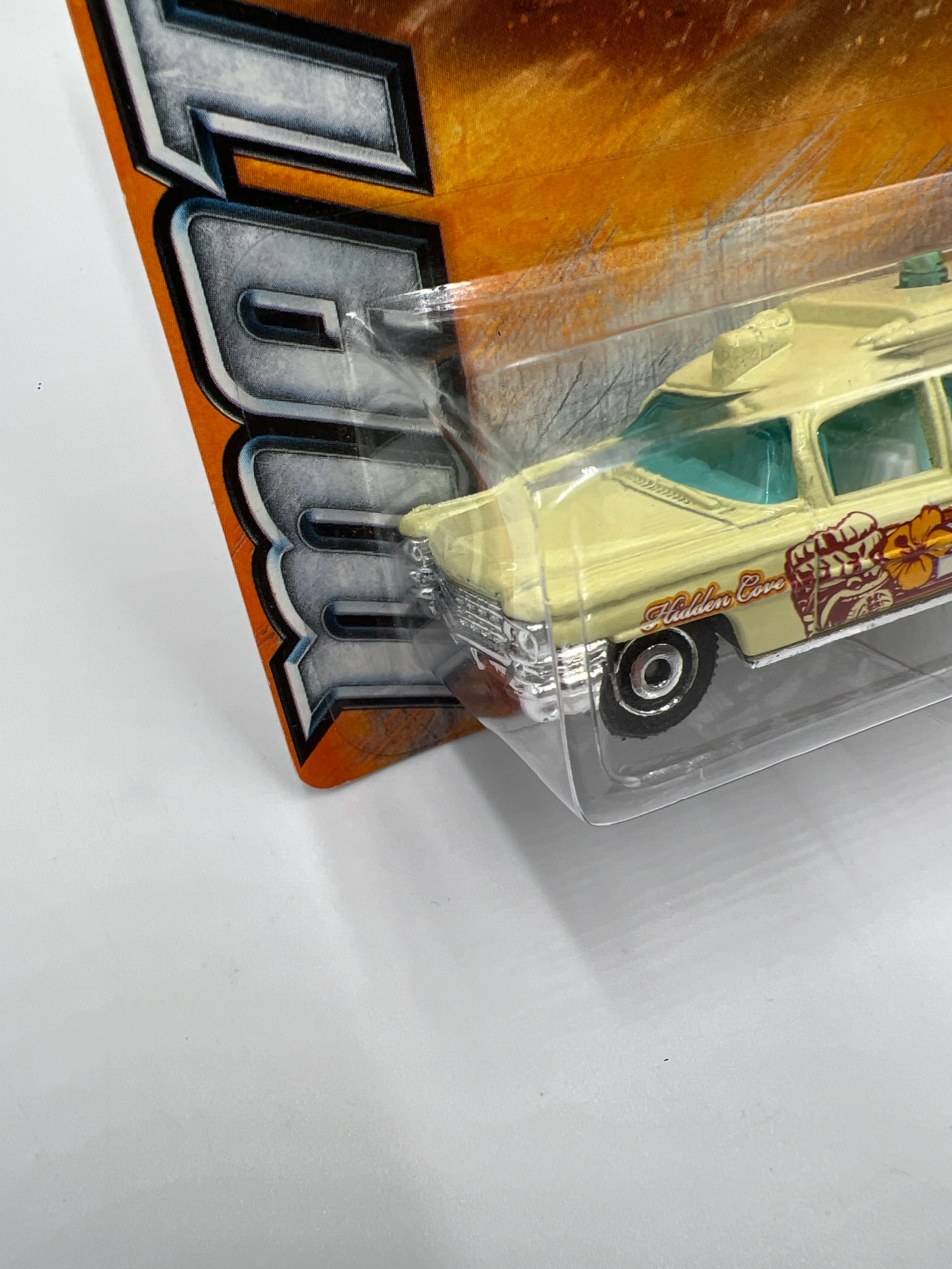 Matchbox Beach #11 1963 Cadillac Ambulance 211J - Image 5