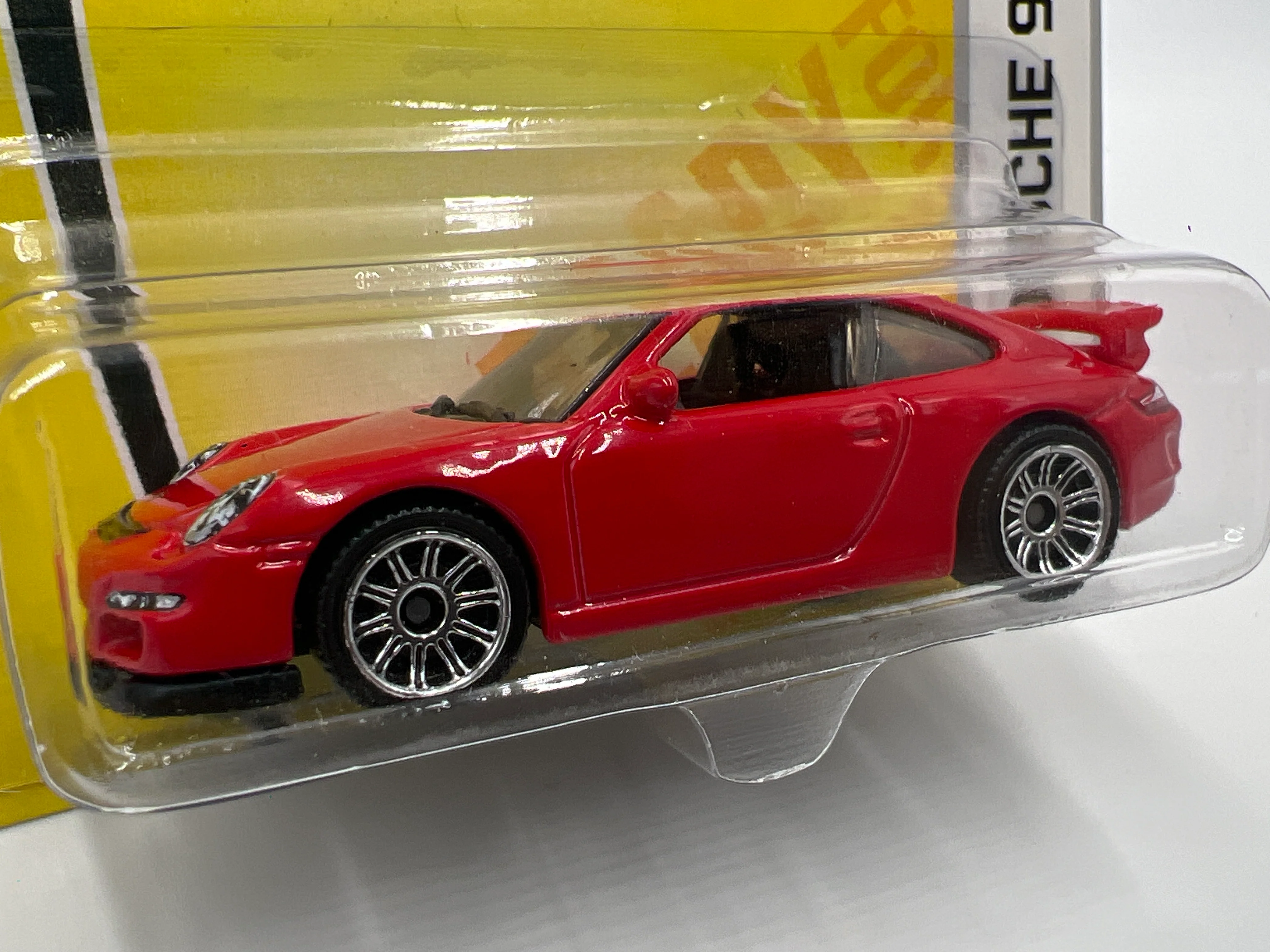 Matchbox MBX Metal #3 Porsche 911 GT3 Red W/Protector - Image 2