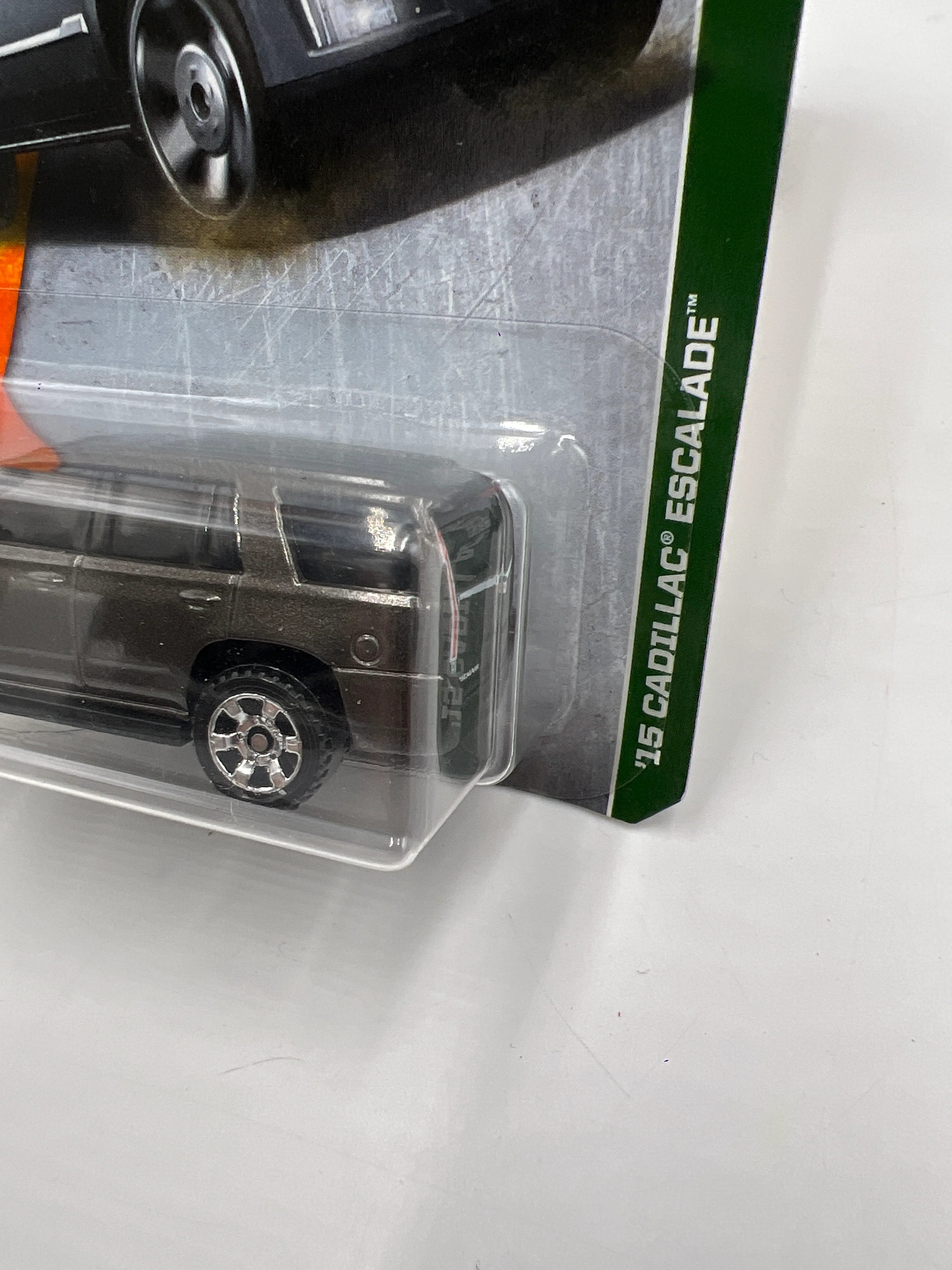 Matchbox MBX Road Trip 15 Cadillac Escalade Gray 211B - Image 4