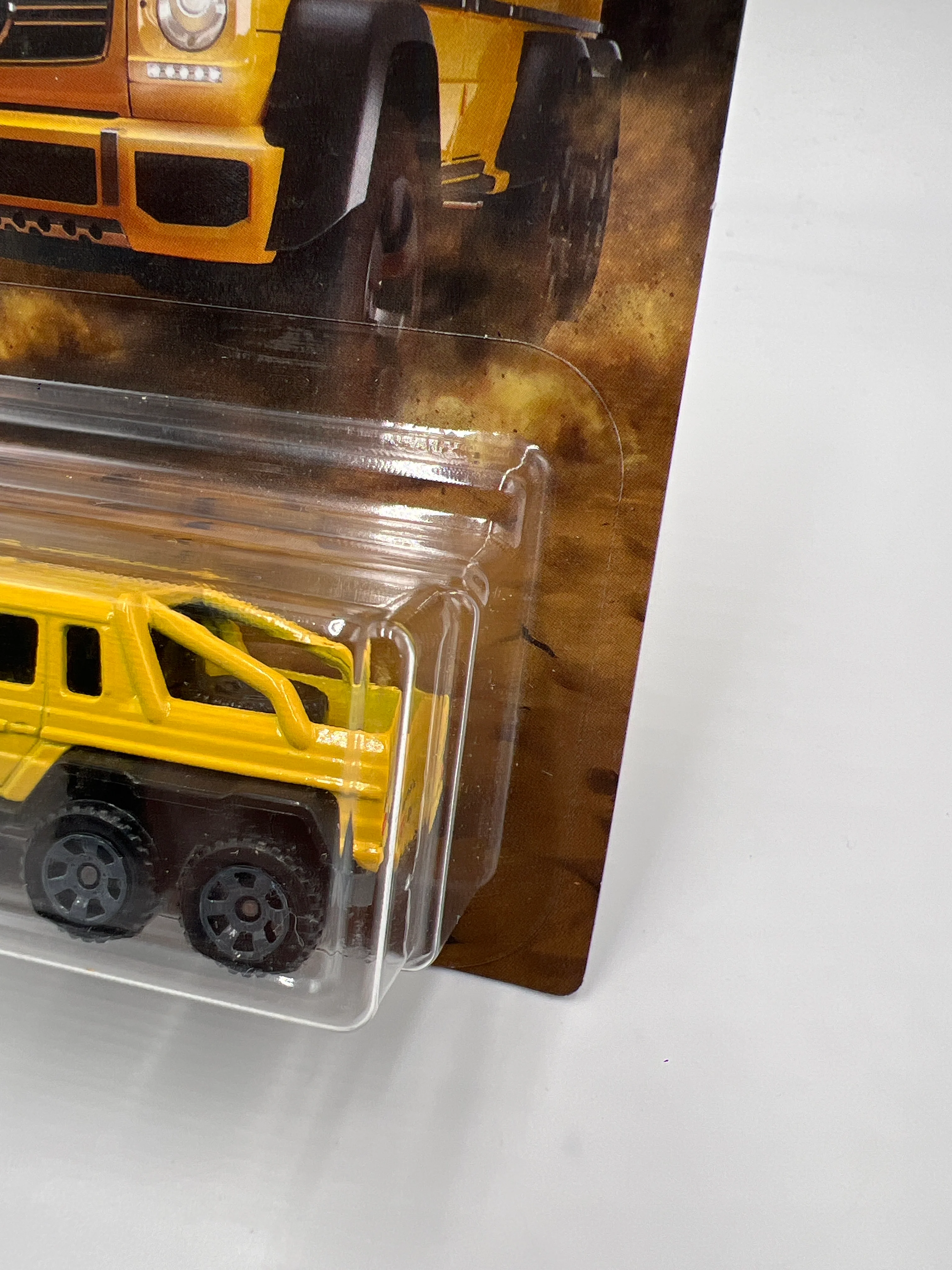 Matchbox Mercedes Series Mercedes-Benz G63 AMG 6x6 Yellow 152B - Image 4