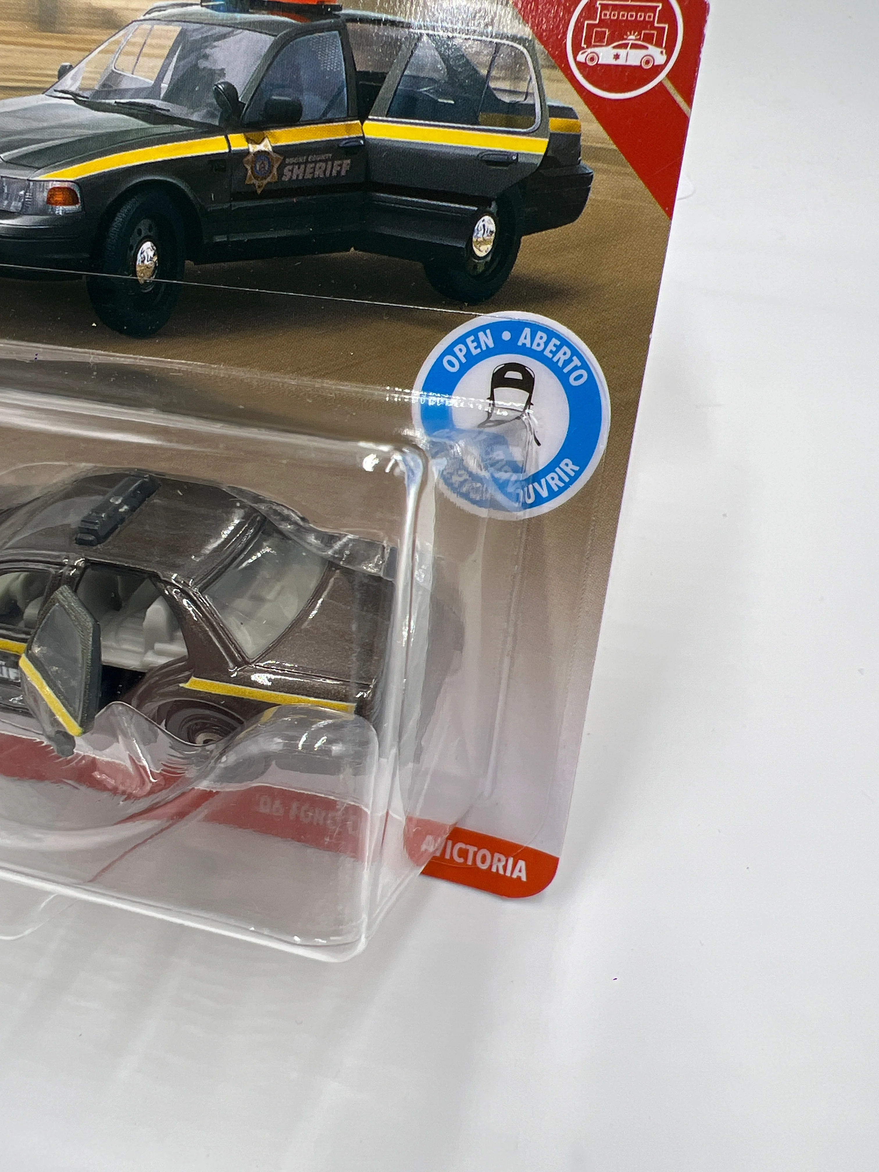 Matchbox Moving Parts MBX Rescue 06 Ford Crown Victoria Brown Sheriff 168O - Image 4