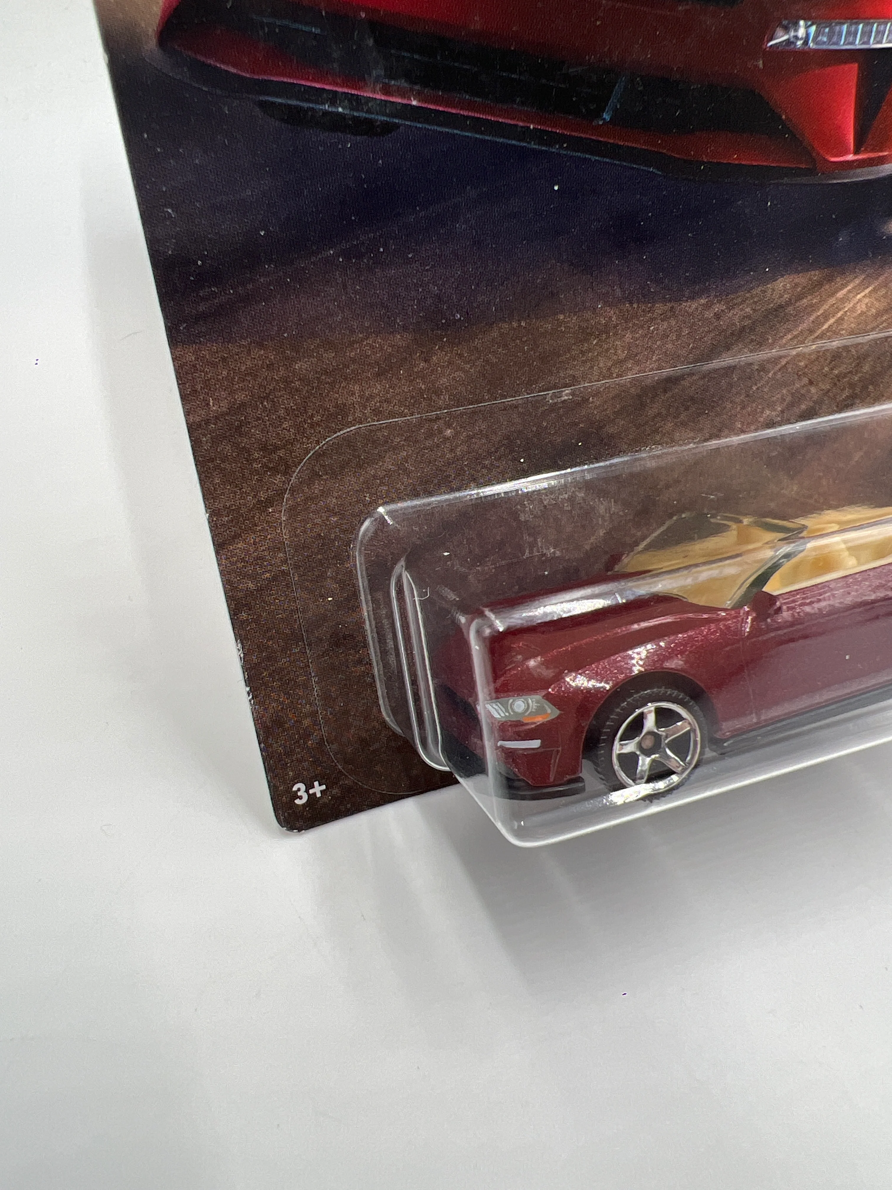 Matchbox Mustang Series #1 18 Ford Mustang Convertible Dark Red 155G - Image 4