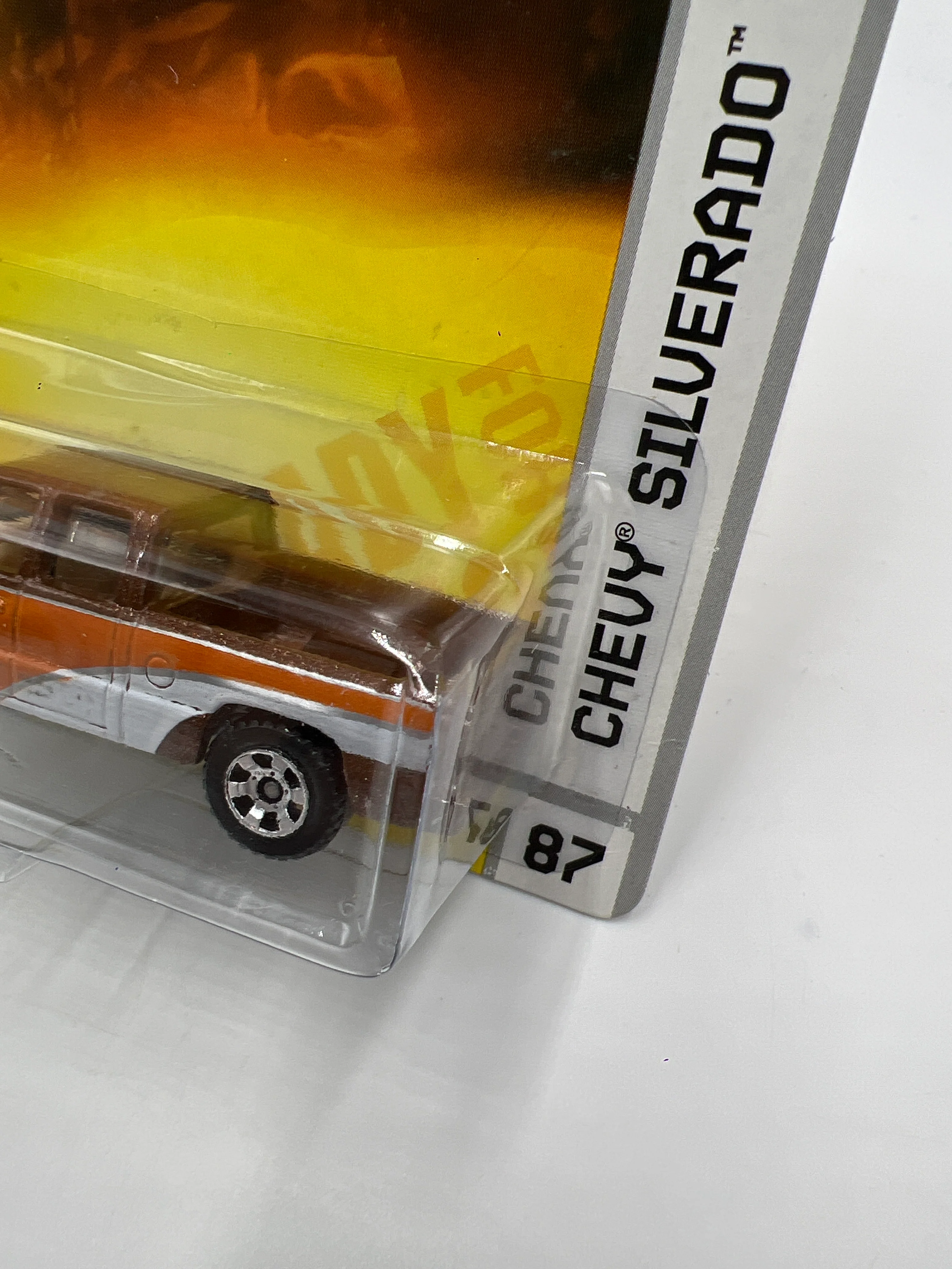 Matchbox Outdoor Adventure #87 Chevy Silverado Orange/Brown 209D - Image 4