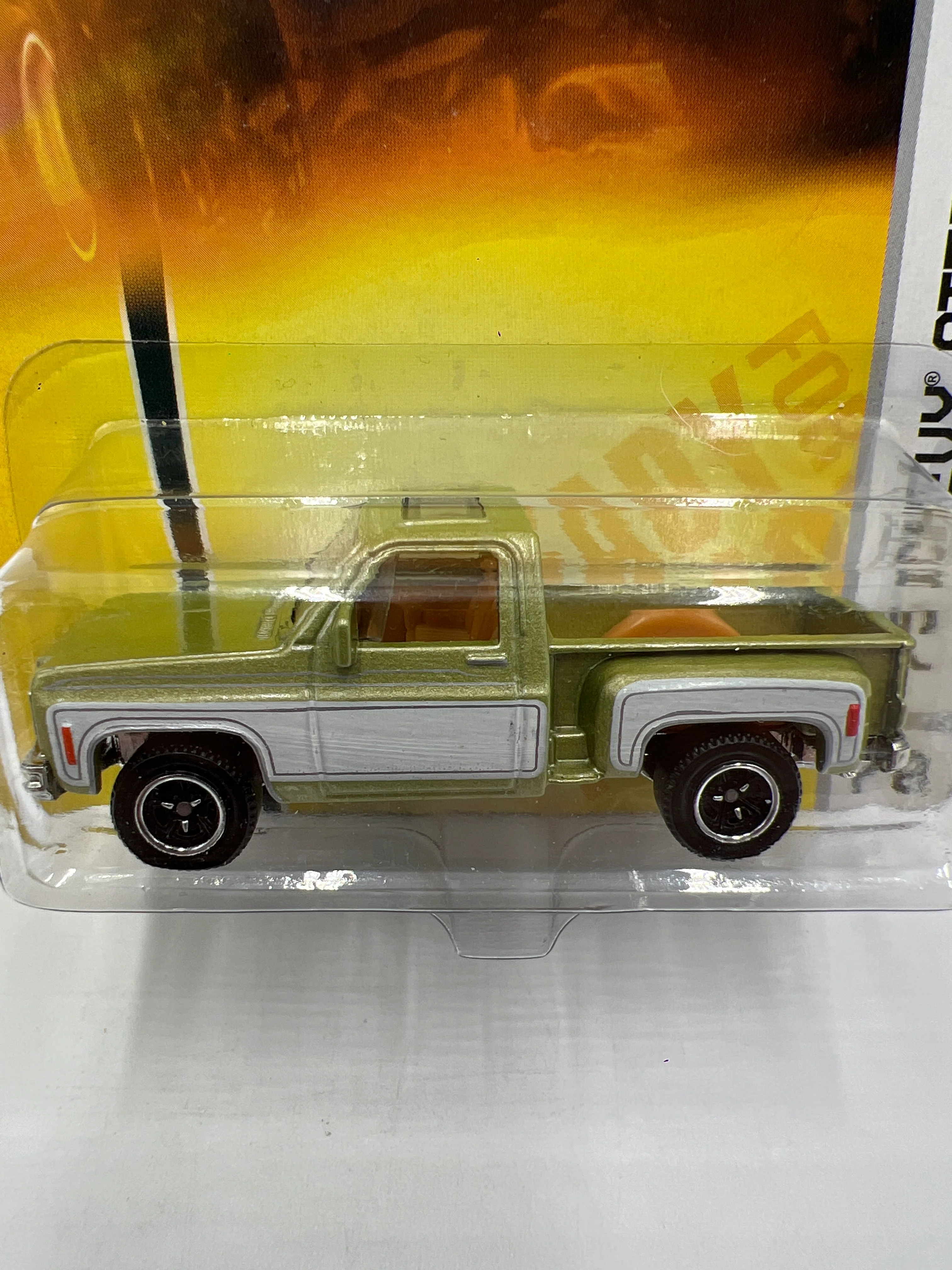 Matchbox Outdoor Adventure #78 75 Chevy Stepside Green/White 209H - Image 3