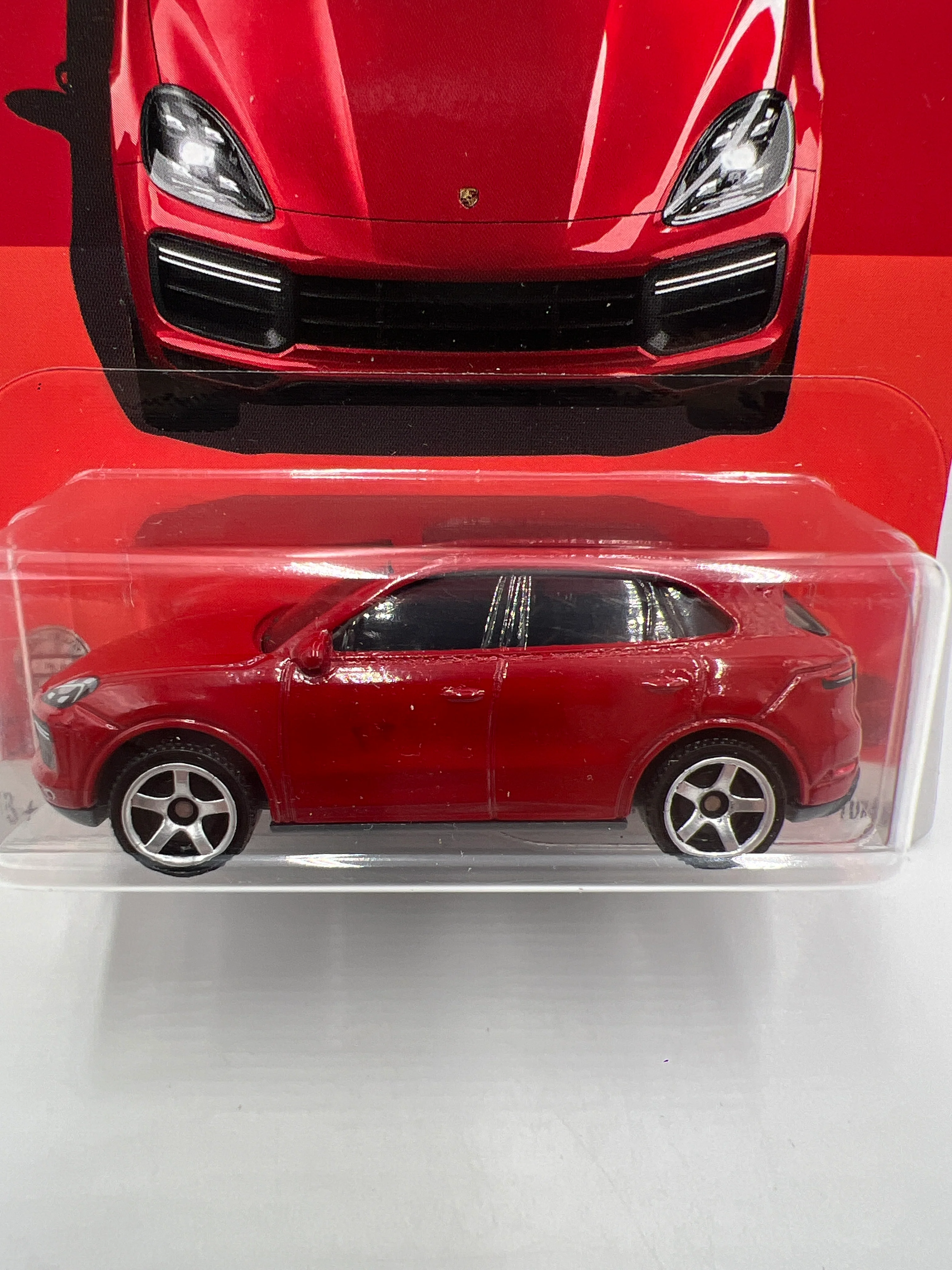 Matchbox Porsche Series #1 Porsche Cayenne Turbo Red 161C - Image 2