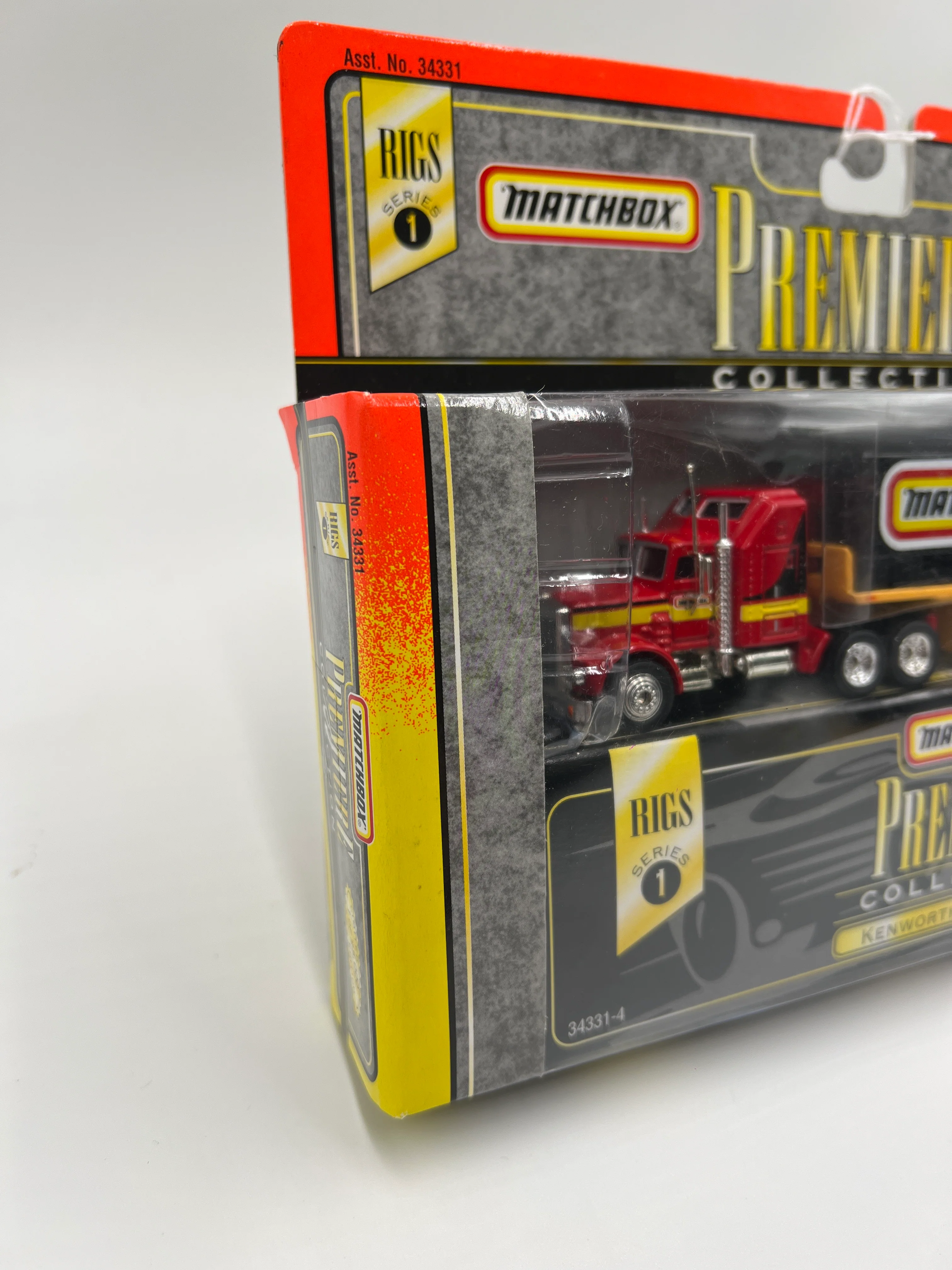 Matchbox Premiere Rigs Series 1 Kenworth Aerodyne Red - Image 5