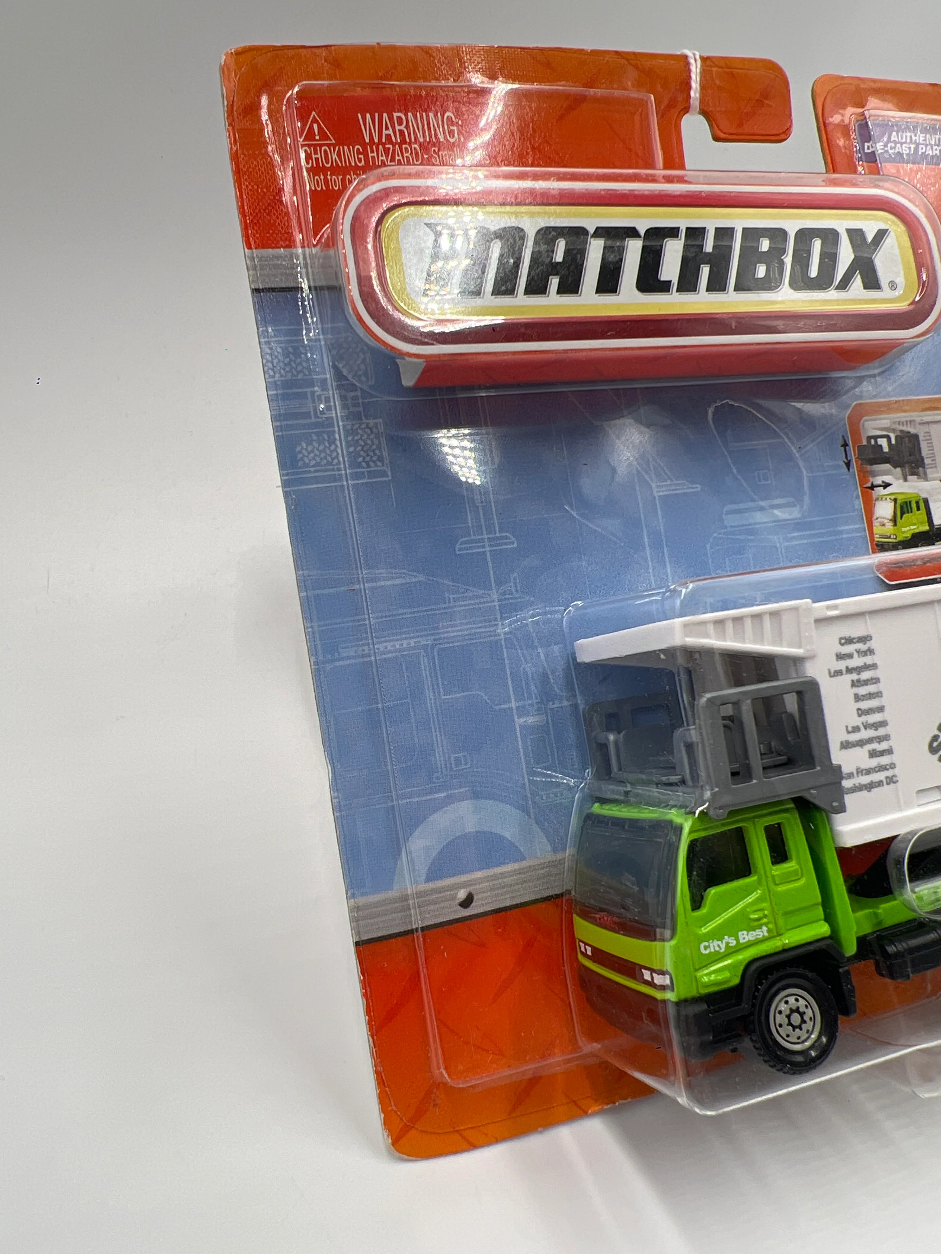 Matchbox Real Working Rigs GMC T8500 Airport Truck Green 169A - Image 5