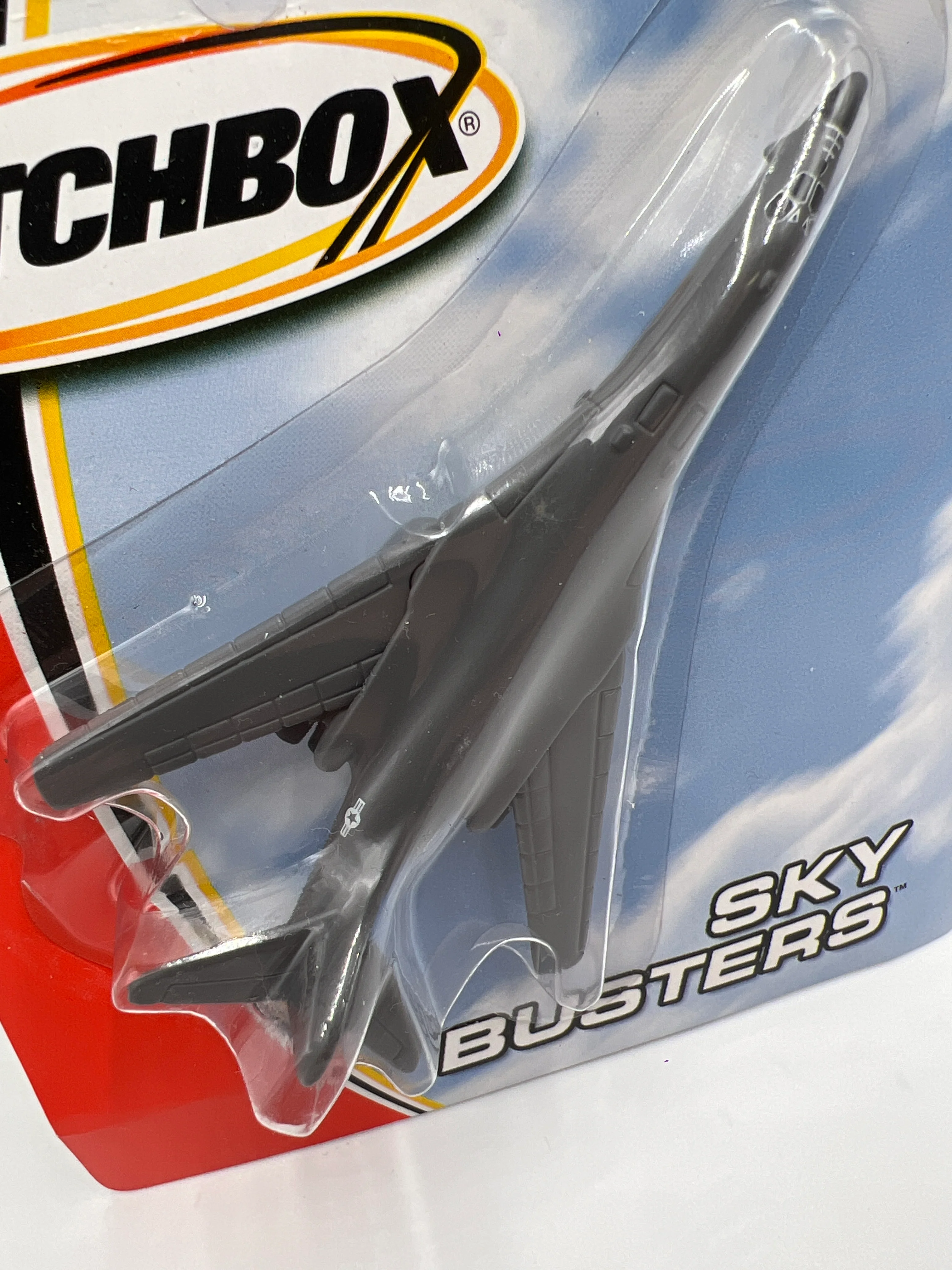 Matchbox Sky Busters B-1B Lancer Gray VHTF #2 Card Not Perfect - Image 3