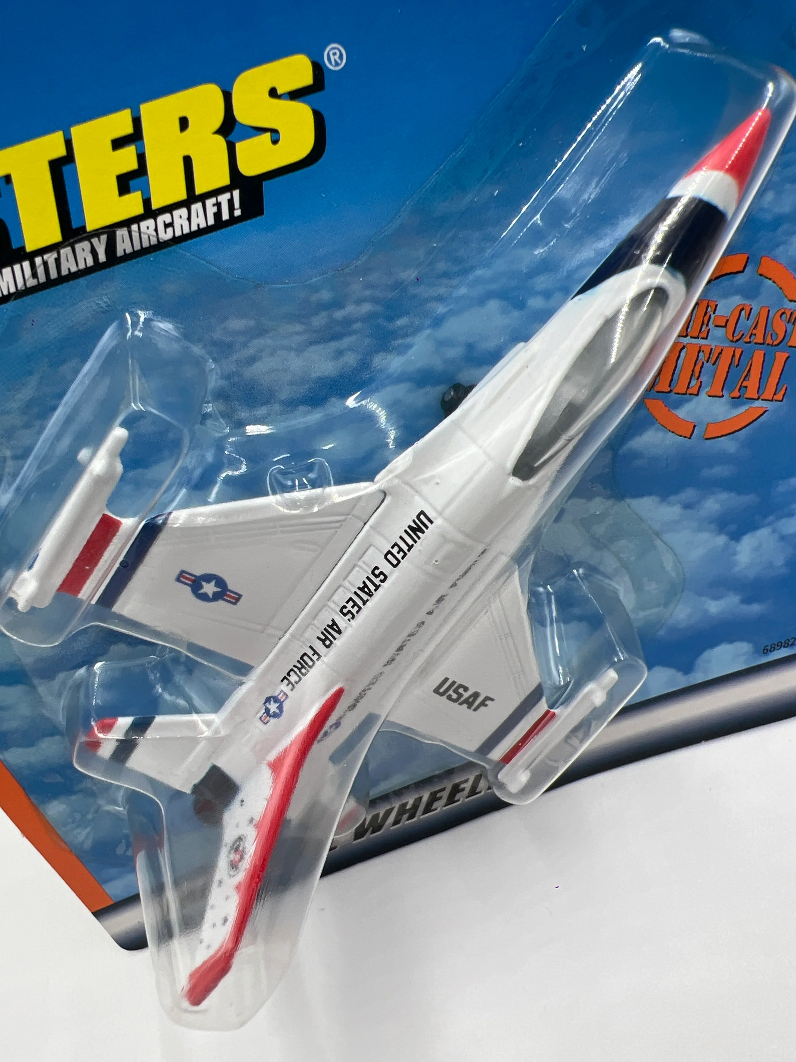 Matchbox Sky Busters F-16 United States Air Force USAF #2 TT2 - Image 3
