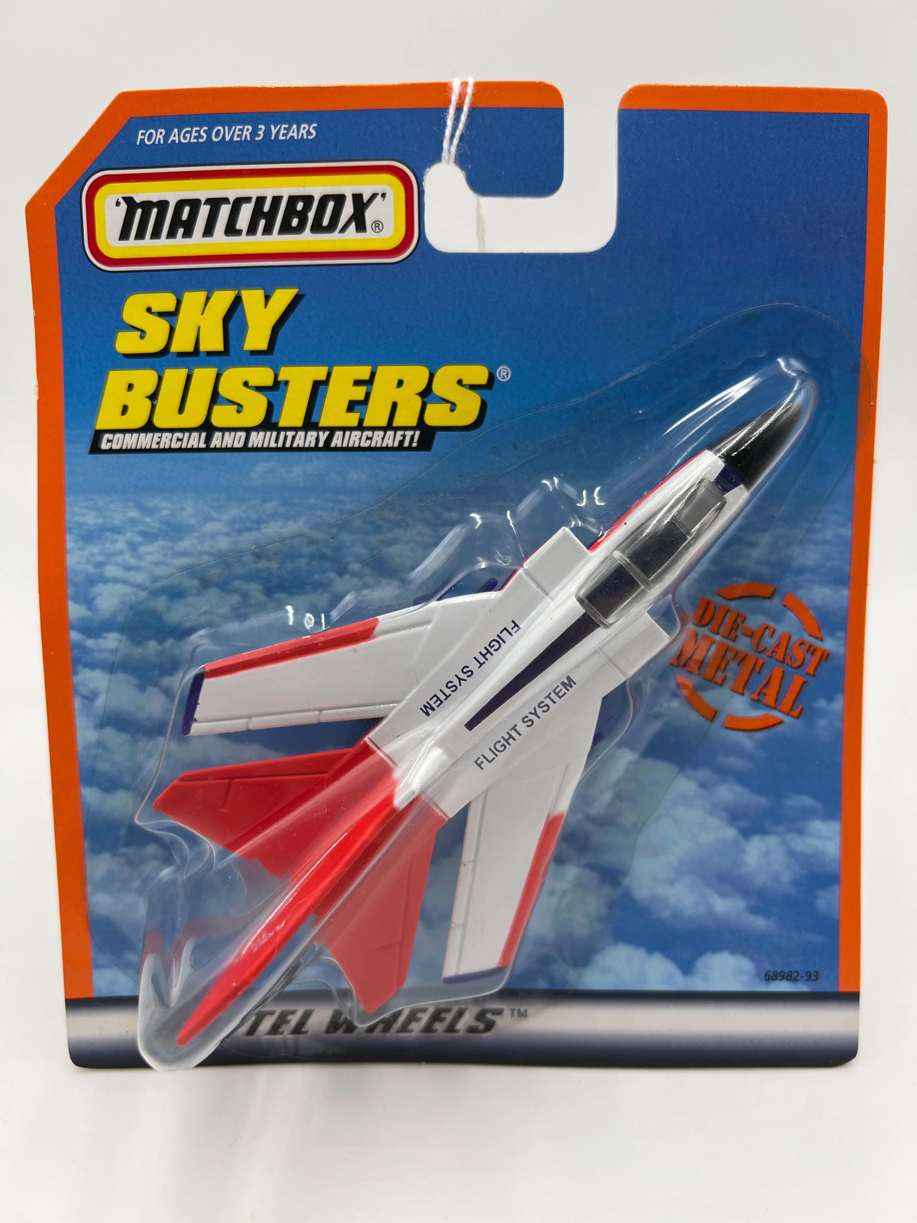 Matchbox Sky Busters Tornado Flight System VV8 - Image 2