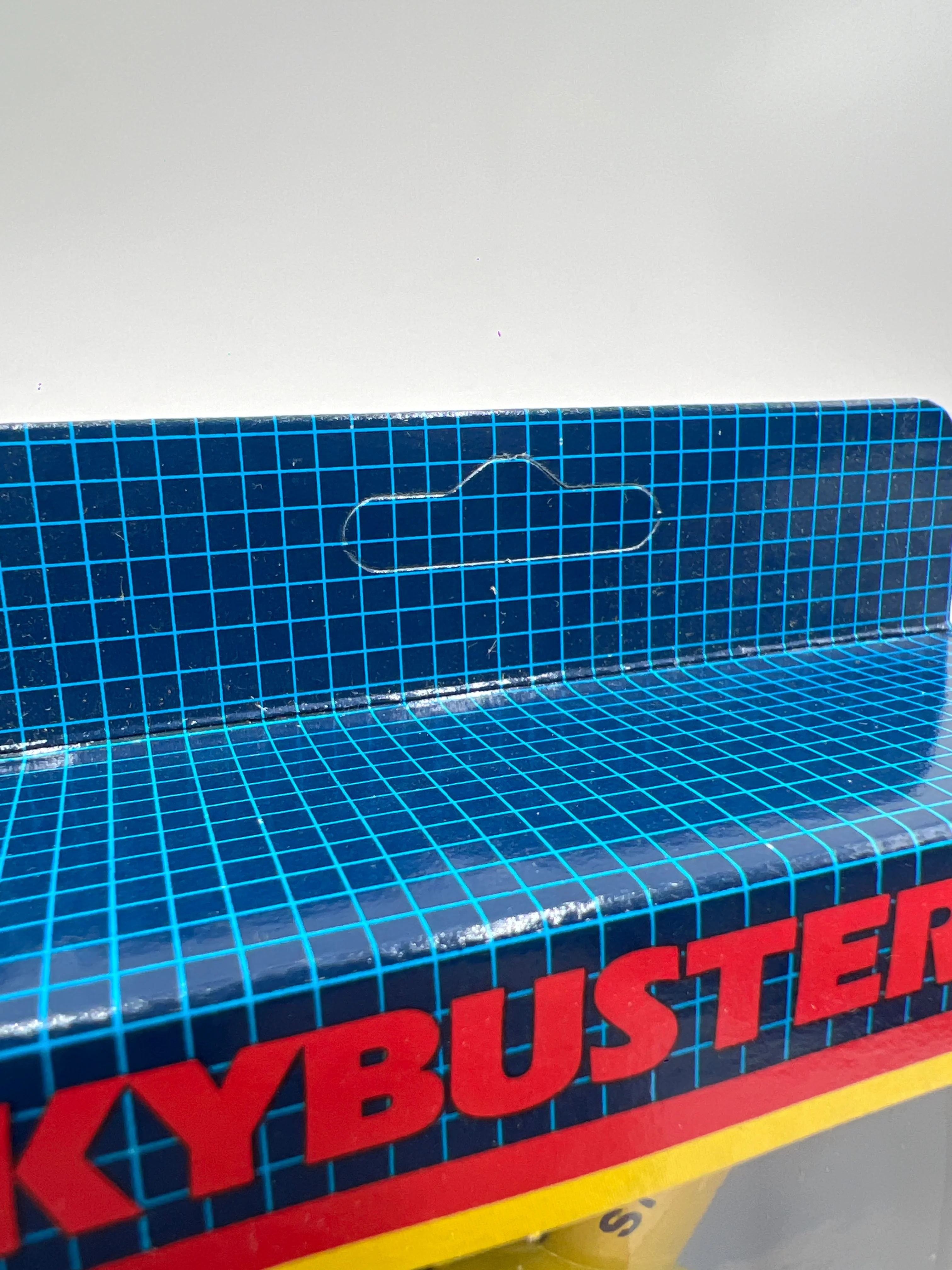 Matchbox Skybusters SB-9 Cessna 402 Unpunched - Image 4