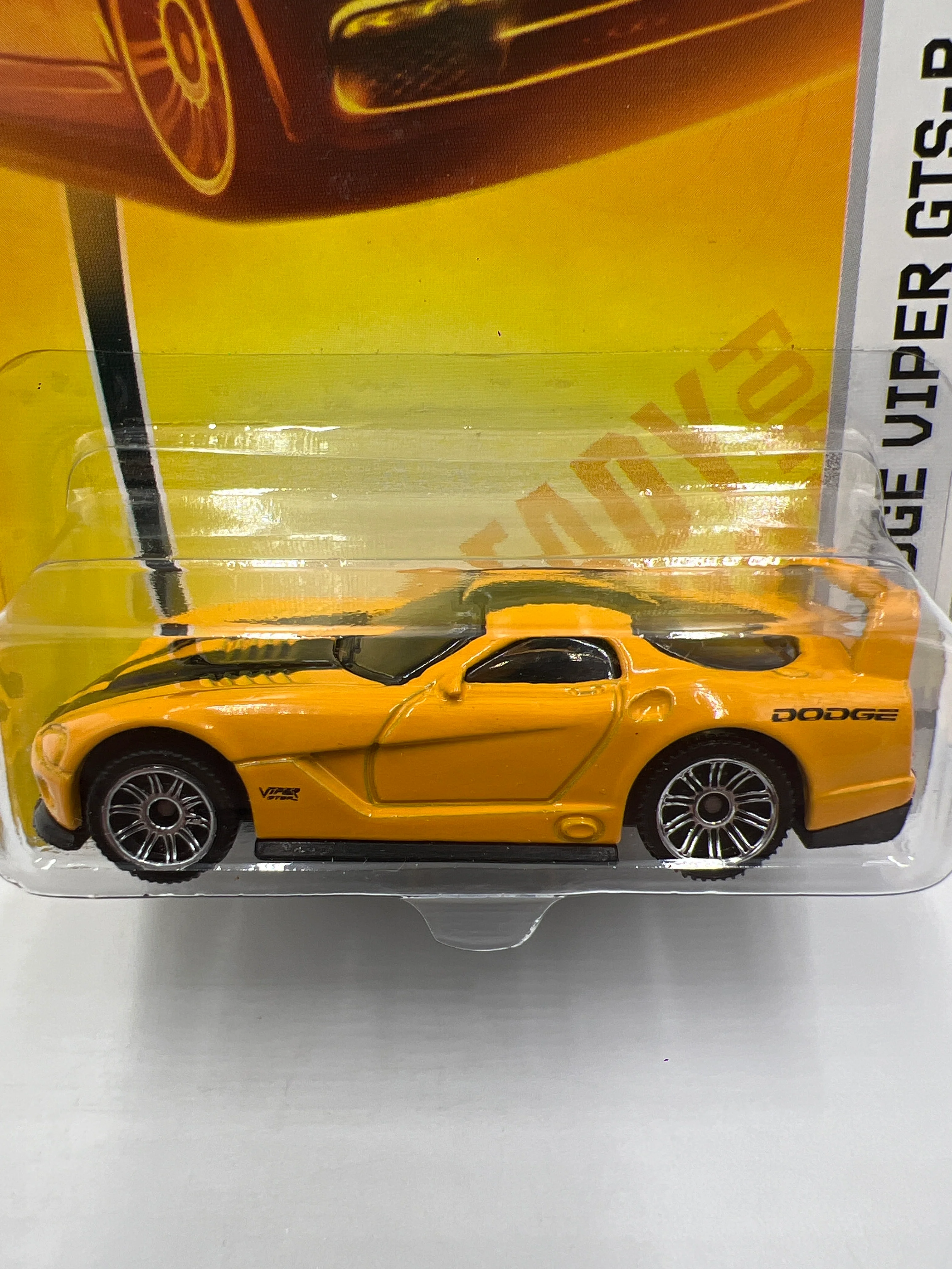 Matchbox Sports Cars #24 Dodge Viper GTS-R Yellow 217F - Image 3