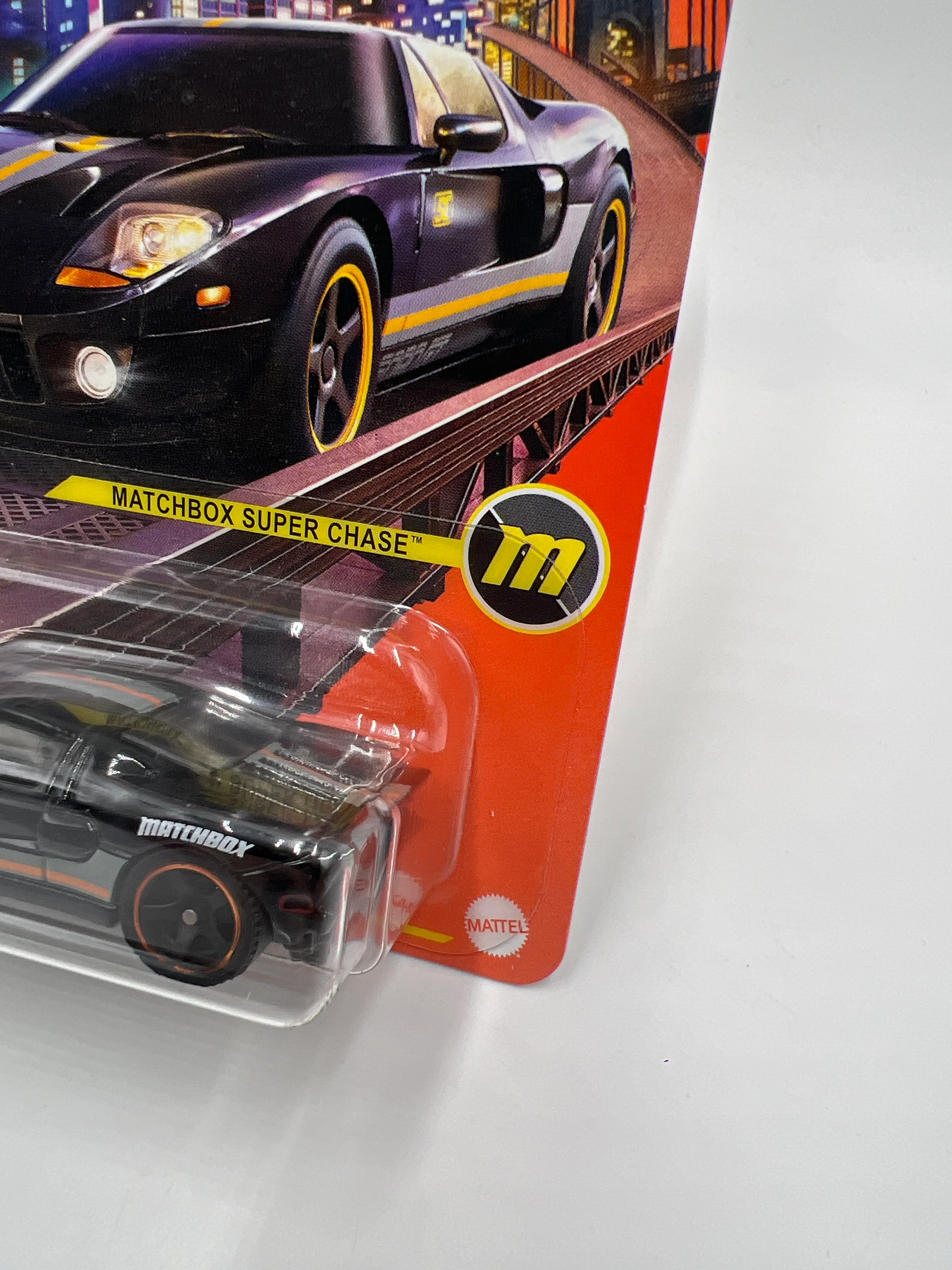 Matchbox Super Chase 2005 Ford GT Black W/Protector - Image 4