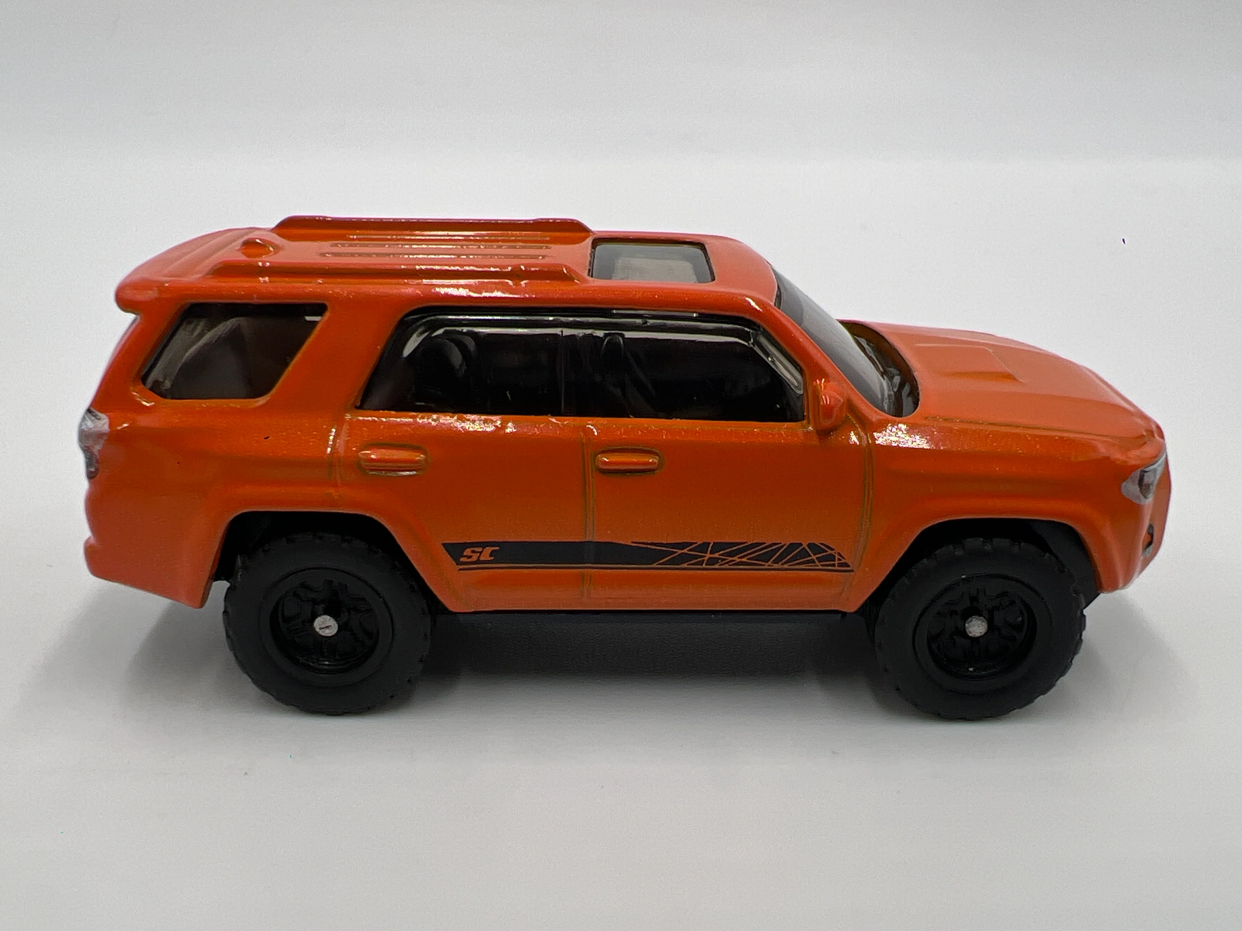 2025 Matchbox 1/64 Super Chase Toyota 4Runner Orange Loose - Image 3