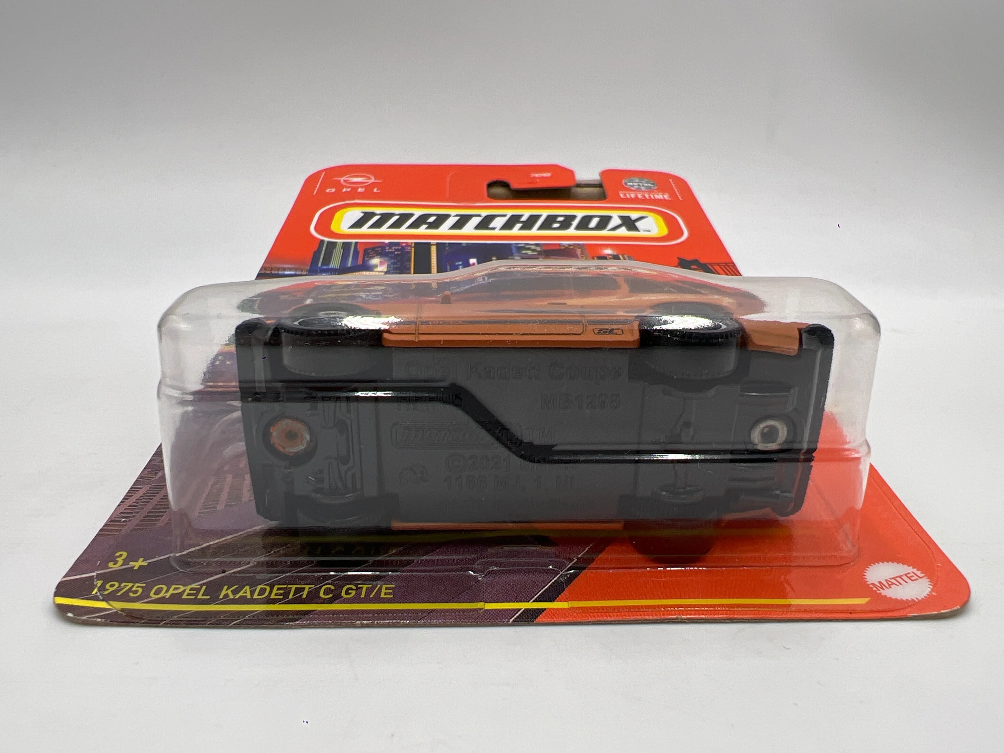 2024 Matchbox Super Chase 1975 Opel Kadett C GT-E Orange W/Protector - Image 5