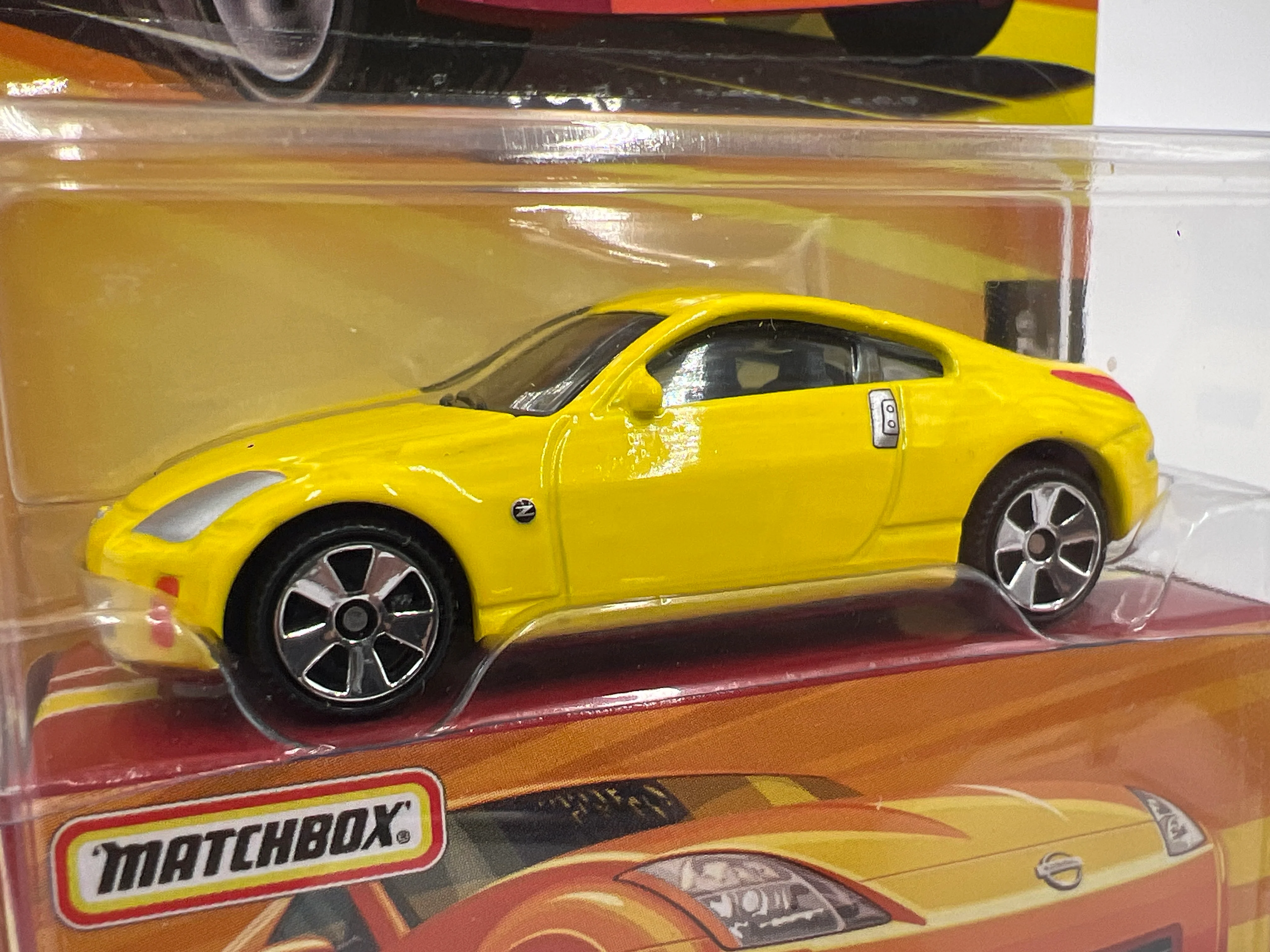 Matchbox Superfast #34 Nissan Z Yellow 172D - Image 2