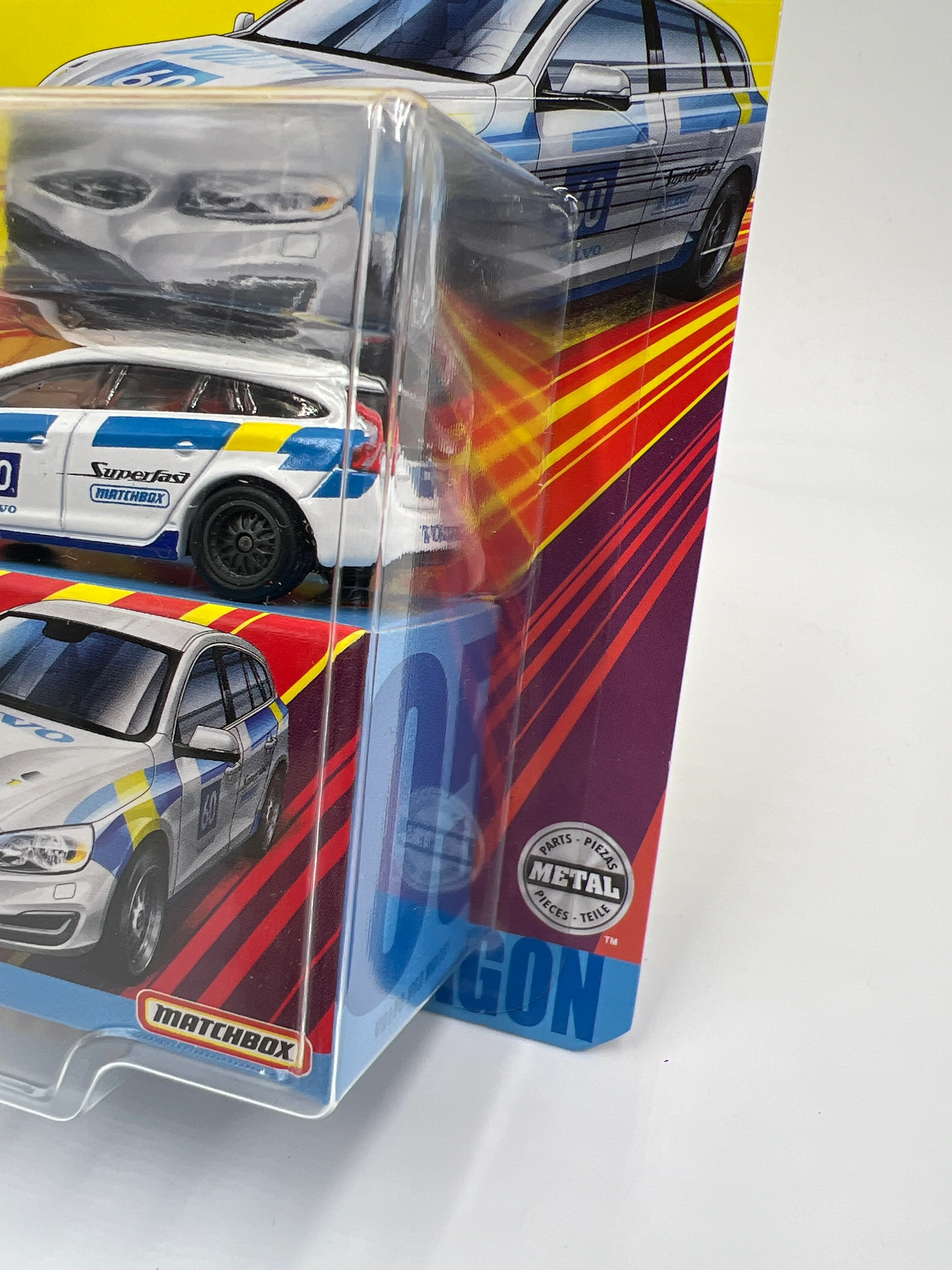 Matchbox Superfast #5 Volvo V60 Wagon White 173A - Image 4