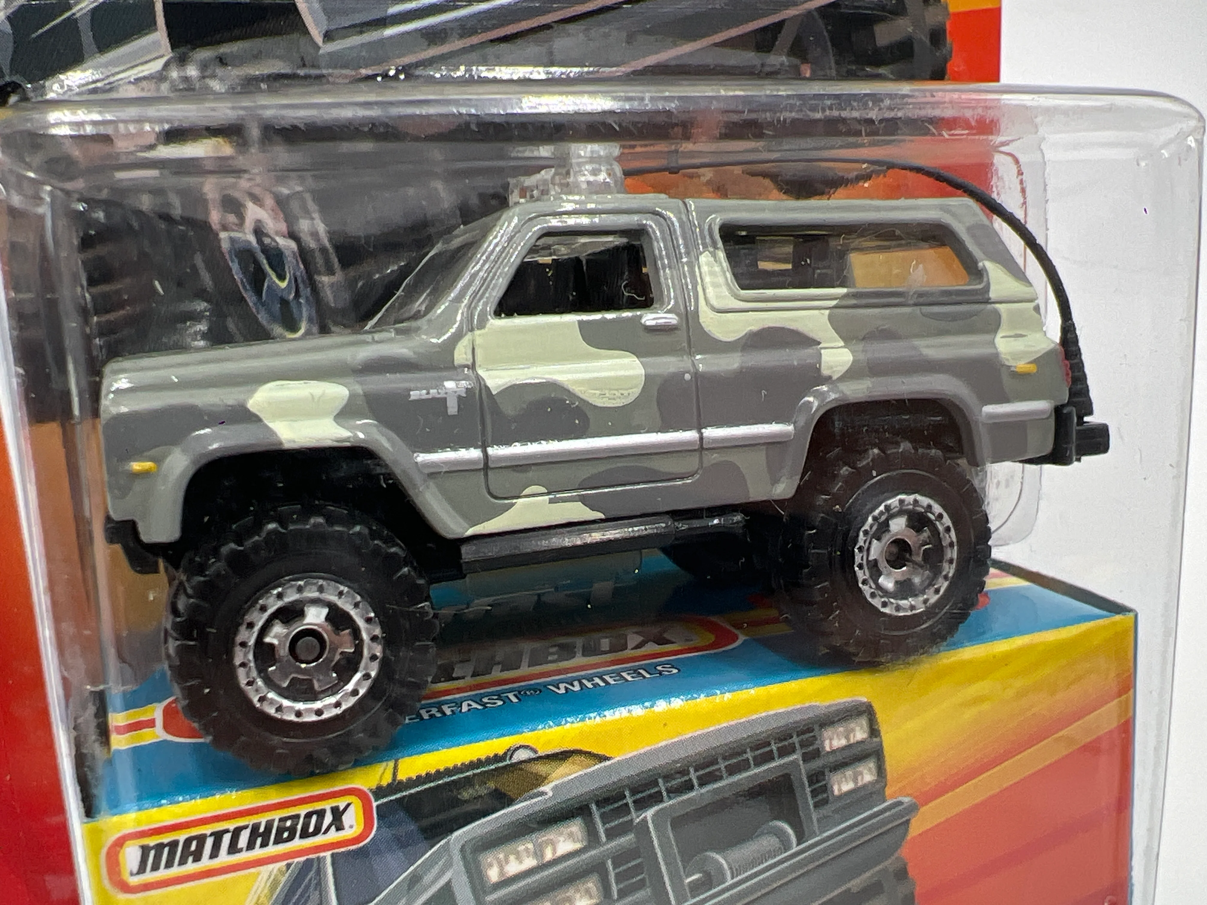 Matchbox Superfast #47 Chevrolet Blazer 4x4 Camo - Image 2